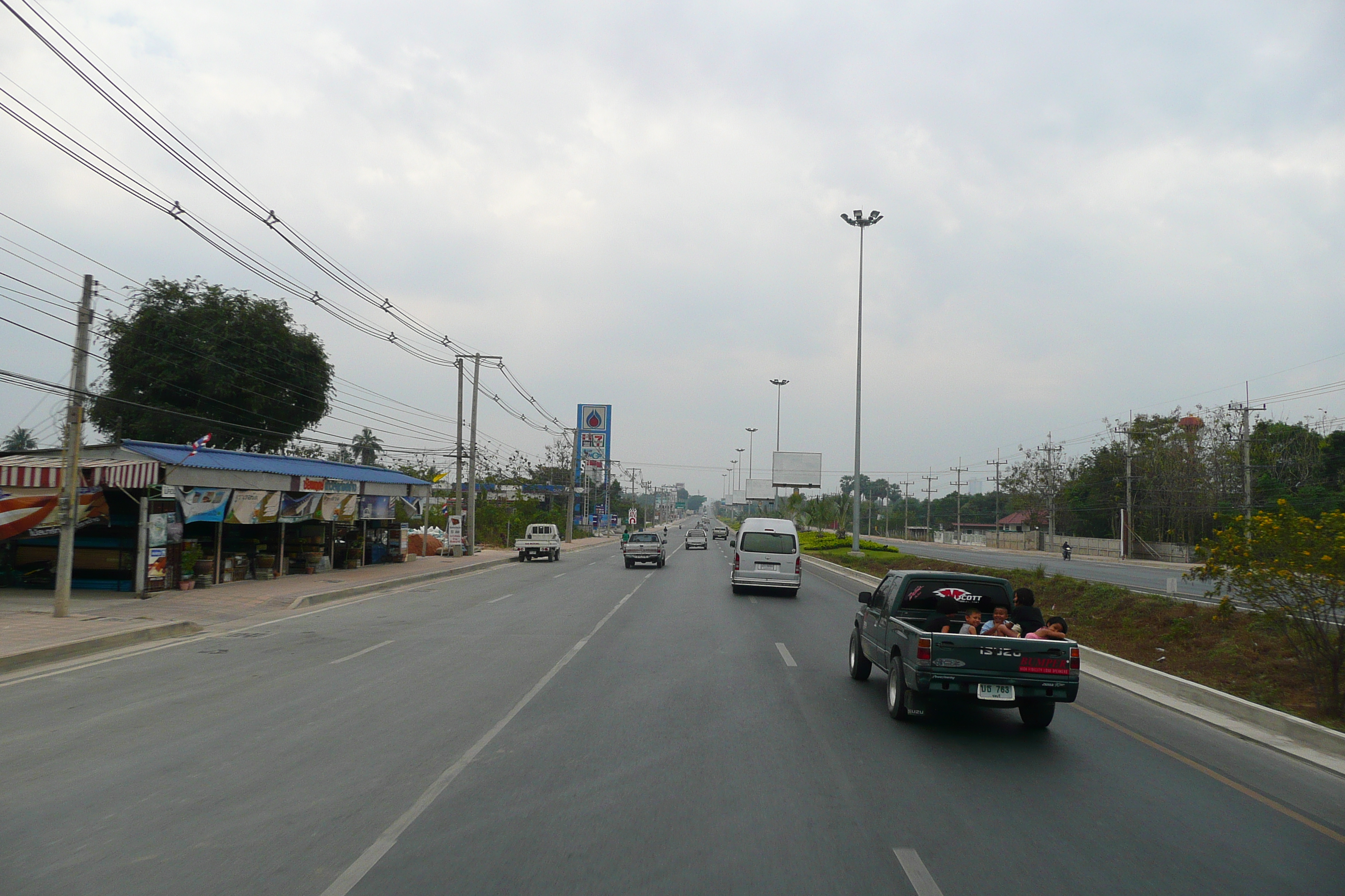 Picture Thailand Chonburi Sukhumvit road 2008-01 78 - Center Sukhumvit road