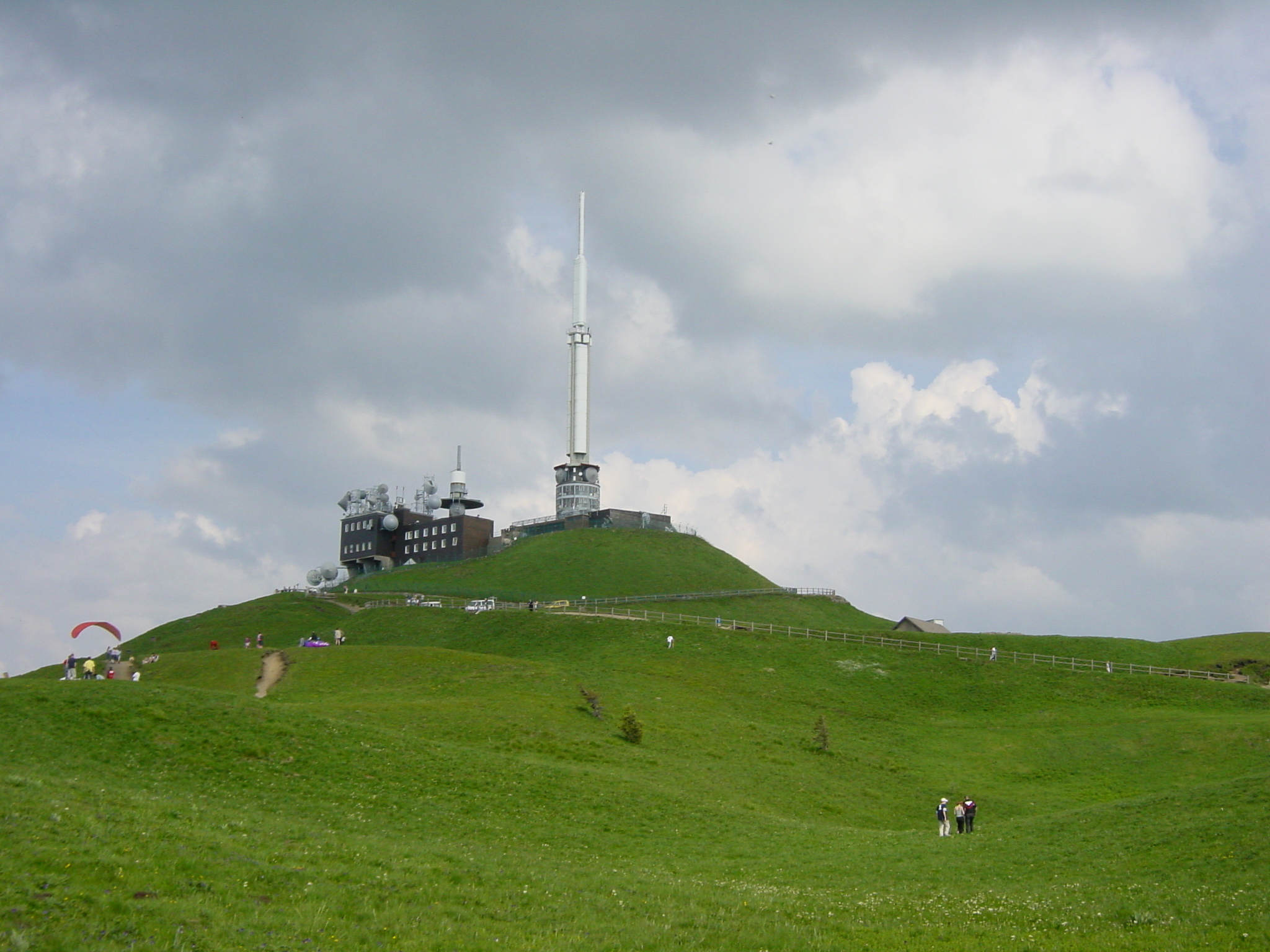 Picture France Puy de Dome 2003-05 25 - Around Puy de Dome