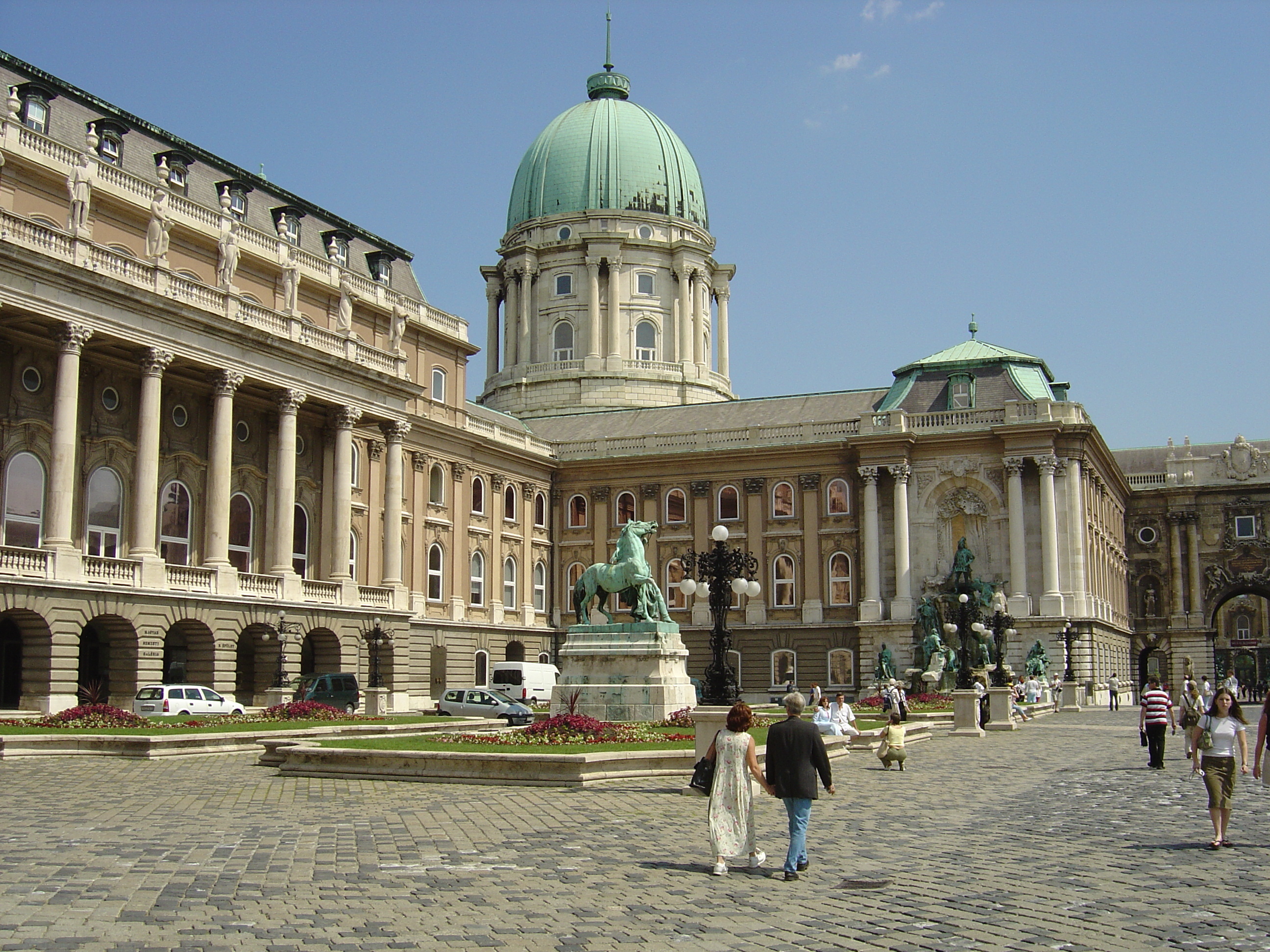 Picture Hungary Budapest 2004-05 138 - Discovery Budapest