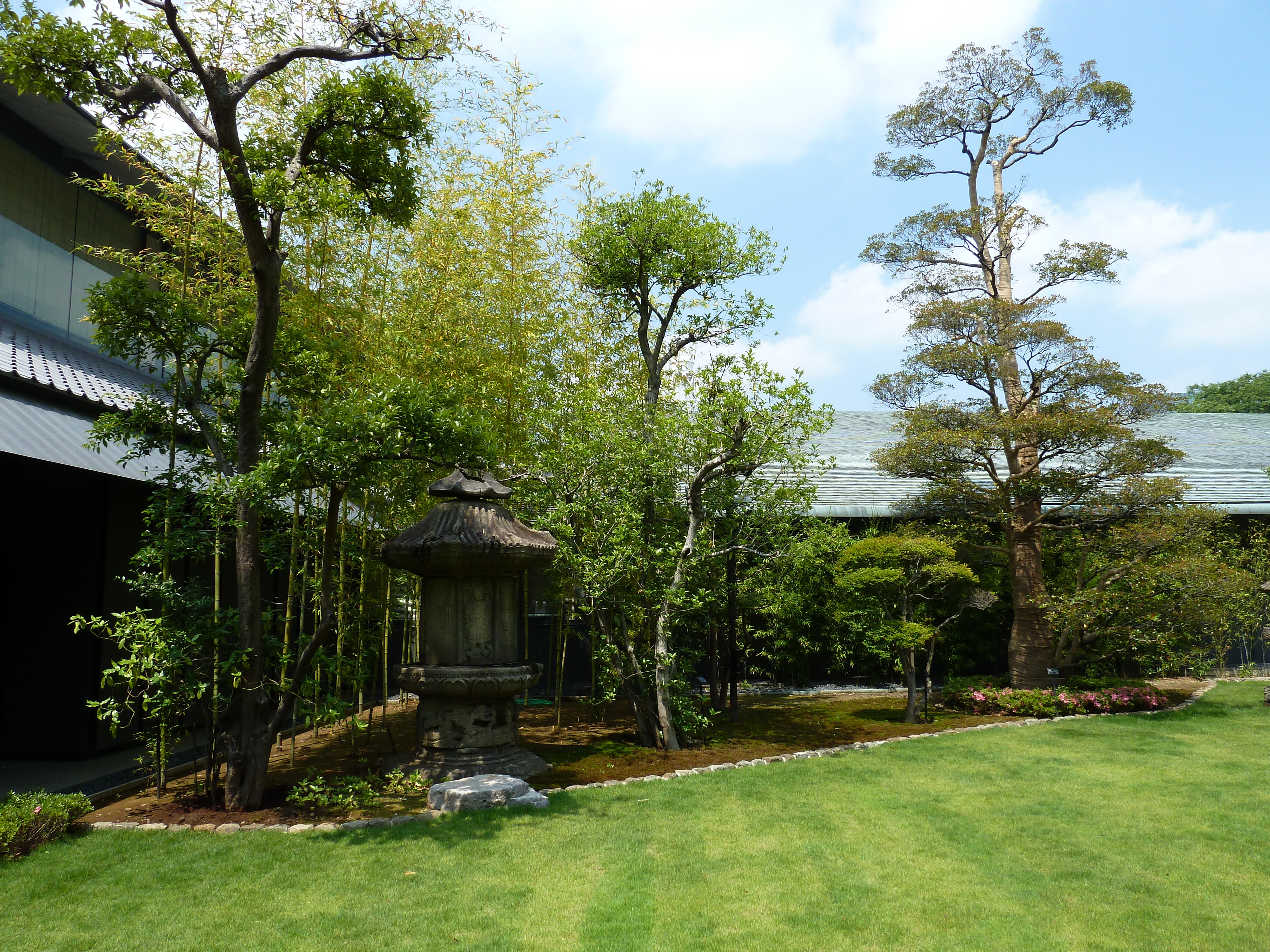 Picture Japan Tokyo Nezu Museum 2010-06 32 - Tours Nezu Museum