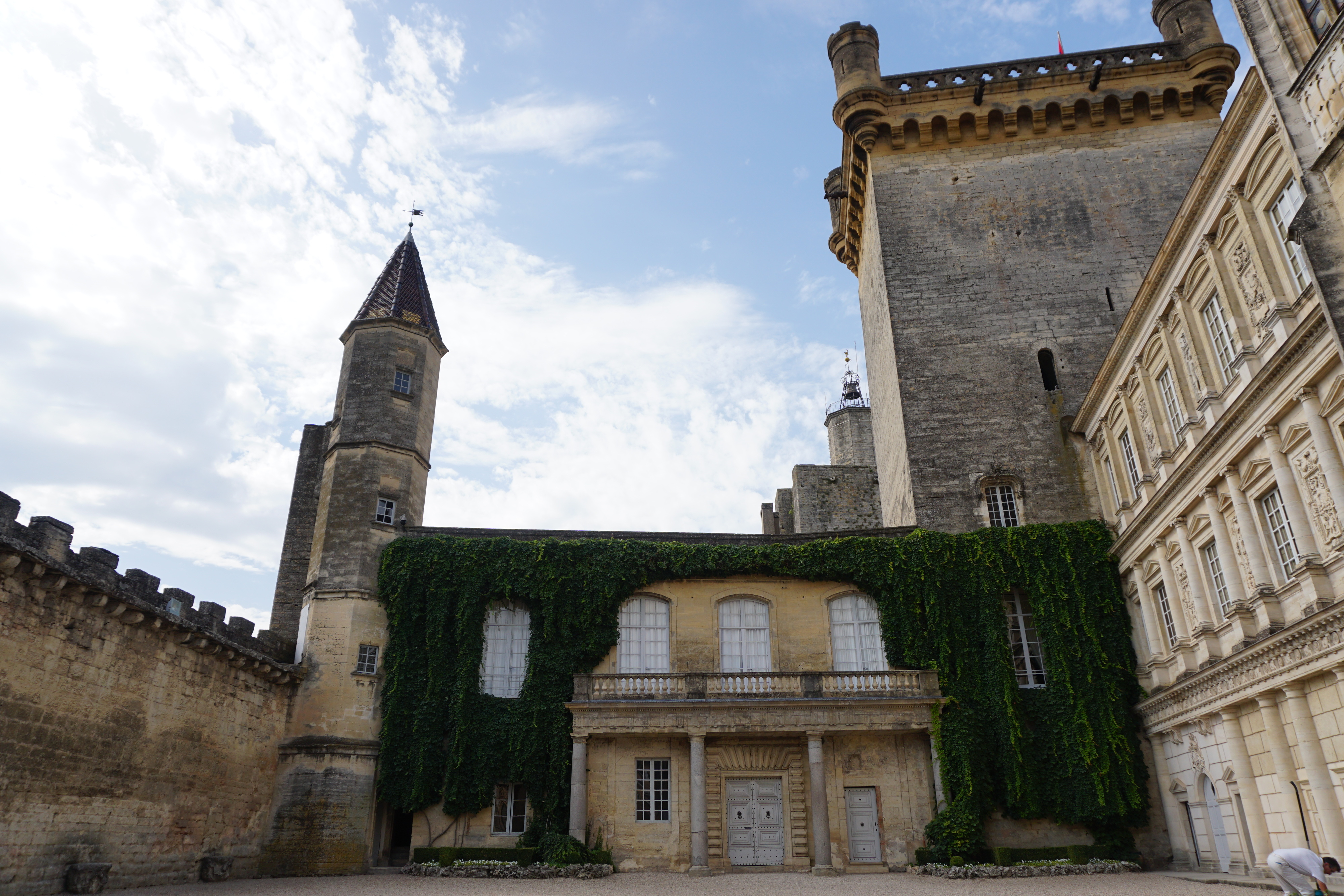 Picture France Uzes 2017-08 117 - Tours Uzes