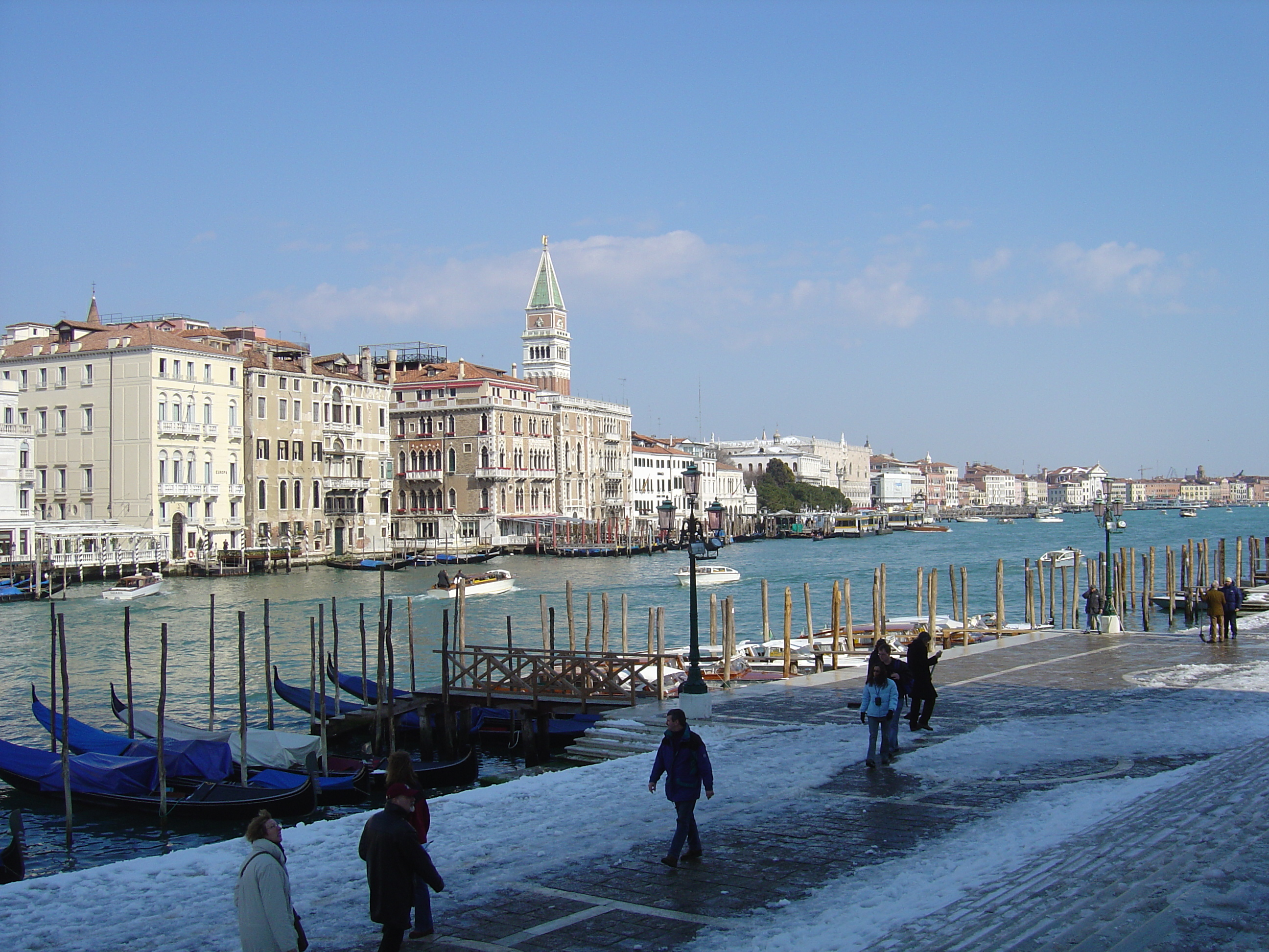 Picture Italy Venice 2005-03 28 - Discovery Venice