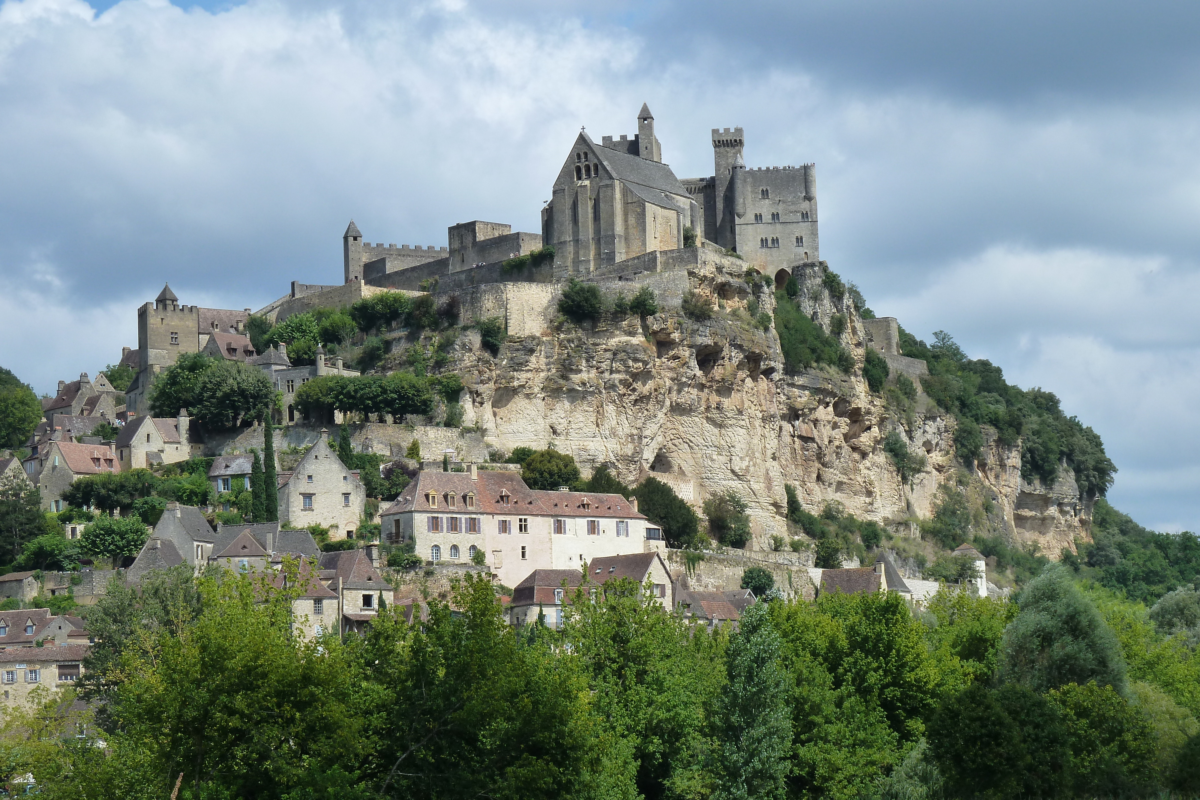 Picture France Beynac Castle 2010-08 2 - History Beynac Castle