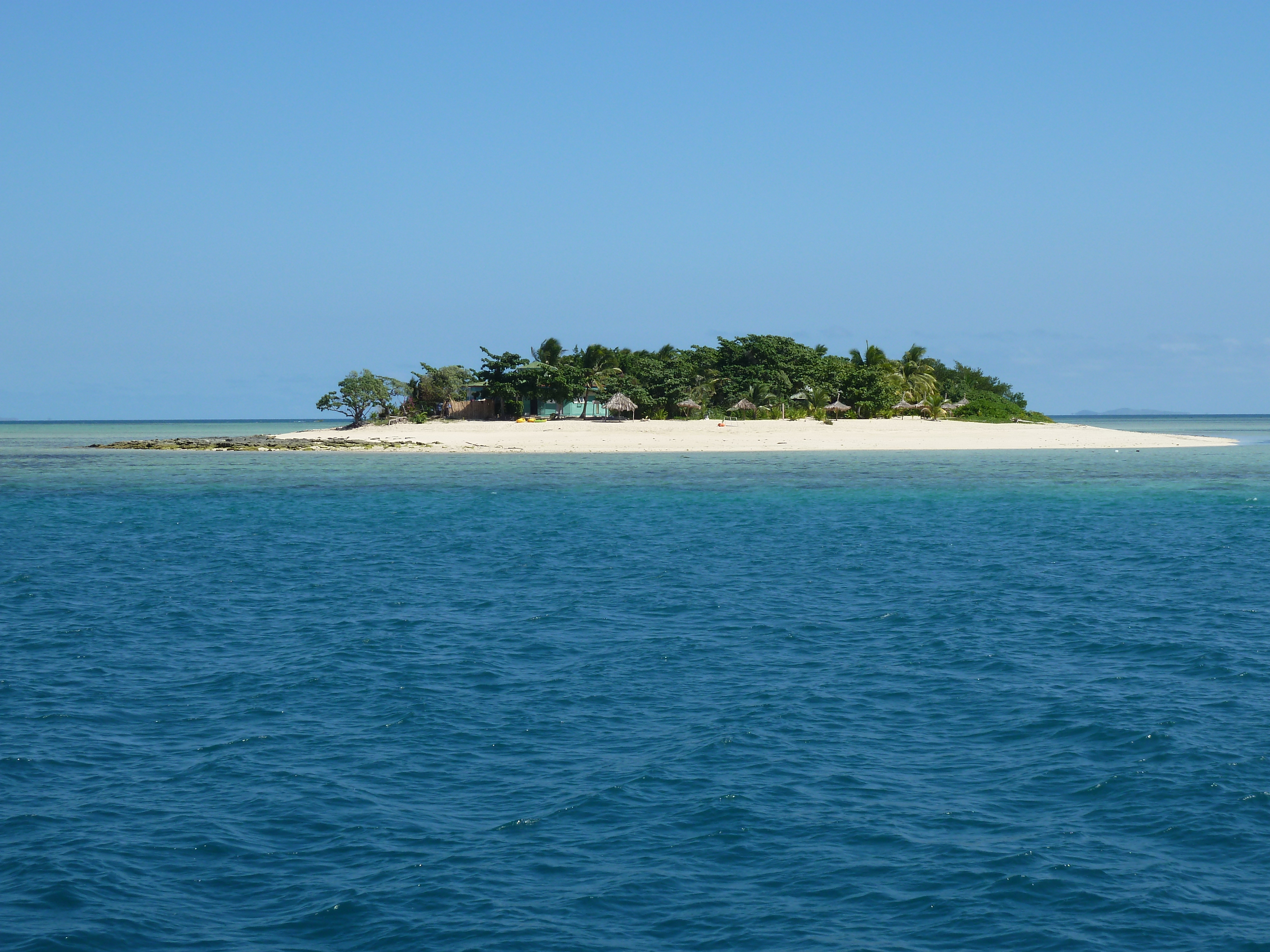 Picture Fiji Captain Cook Cruises 2010-05 28 - Center Captain Cook Cruises