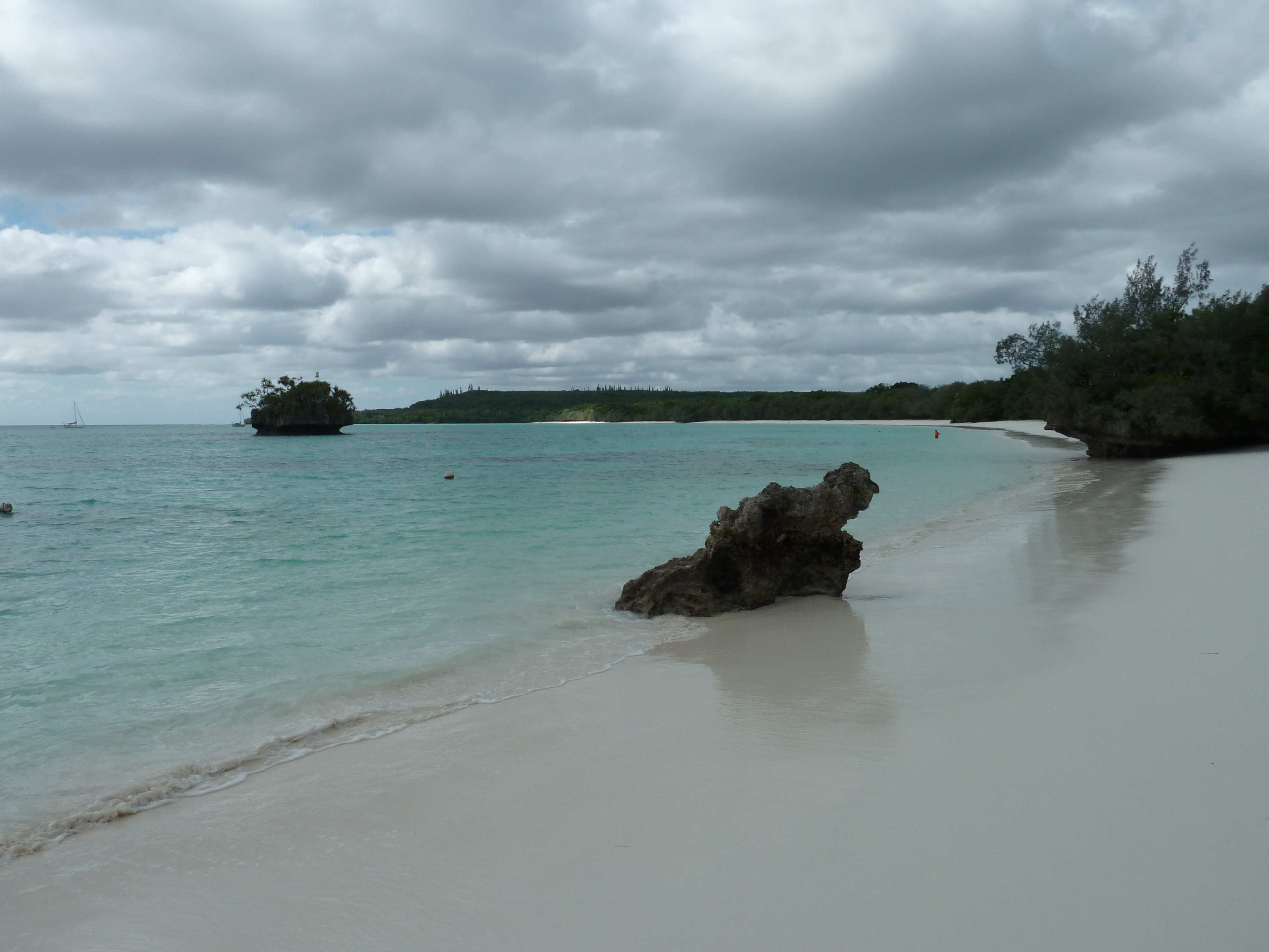 Picture New Caledonia Lifou Luengoni Beach 2010-05 42 - Center Luengoni Beach