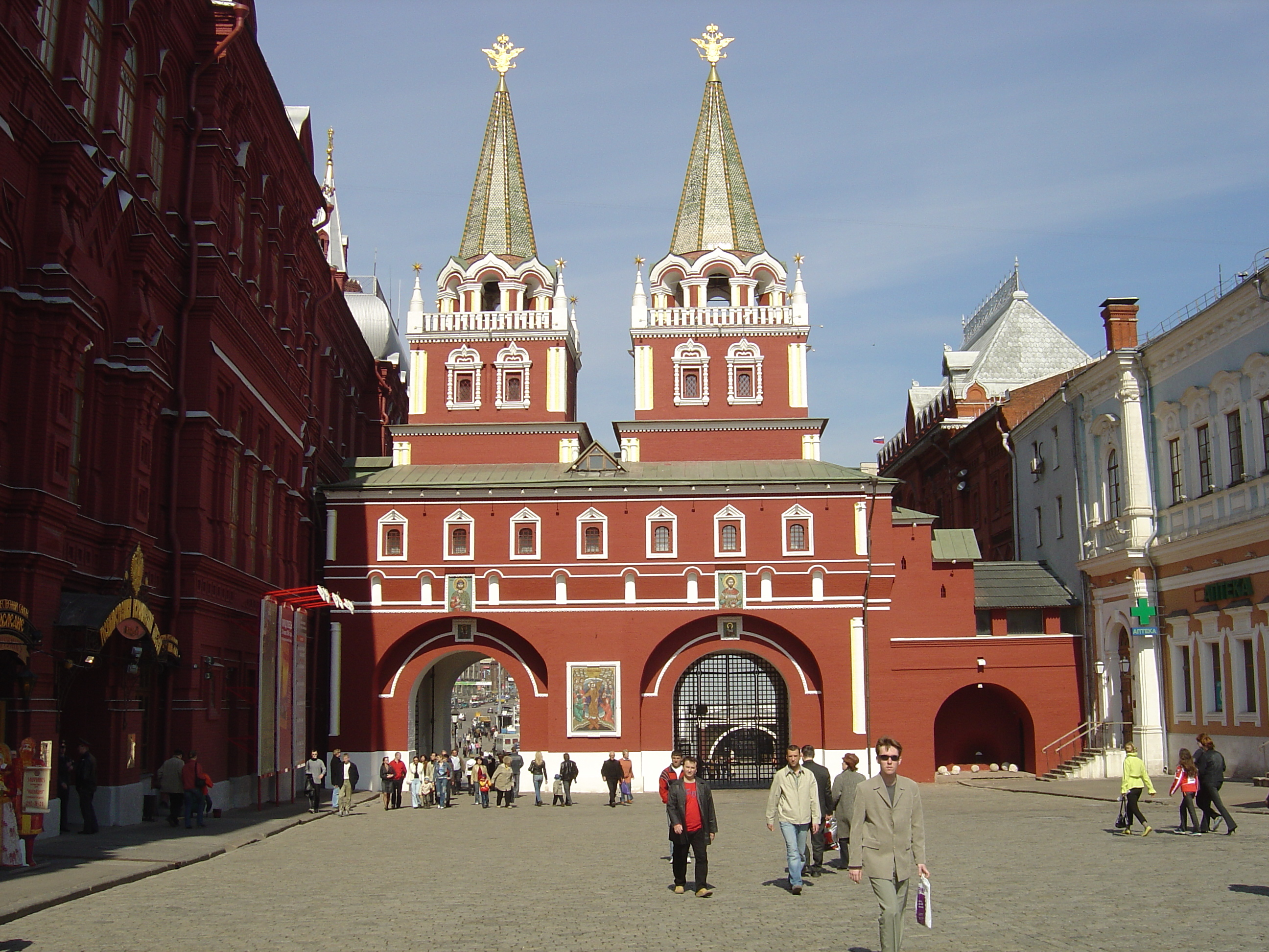 Picture Russia Moscow Red Square 2005-04 58 - Recreation Red Square