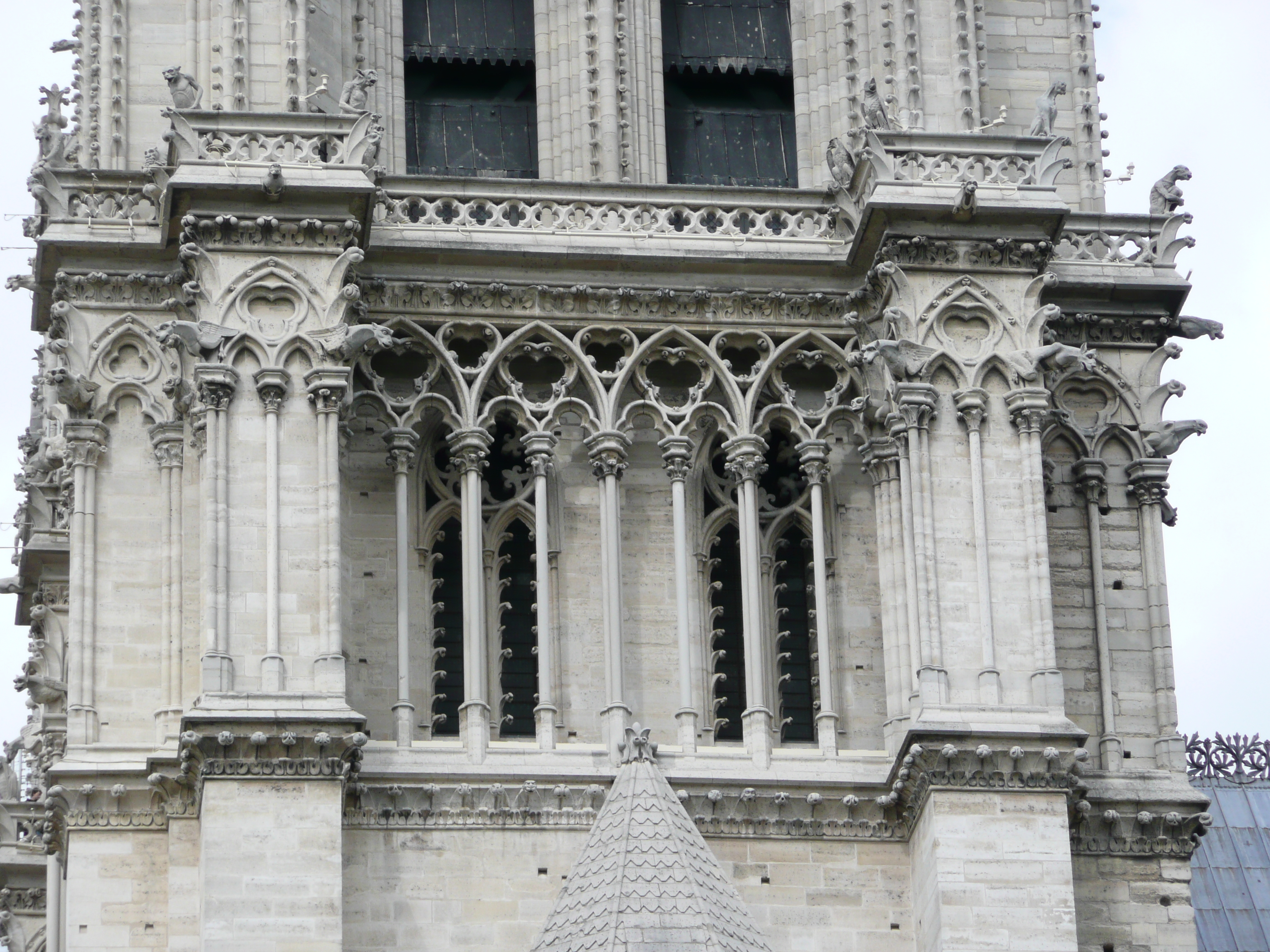 Picture France Paris Notre Dame 2007-05 35 - Around Notre Dame