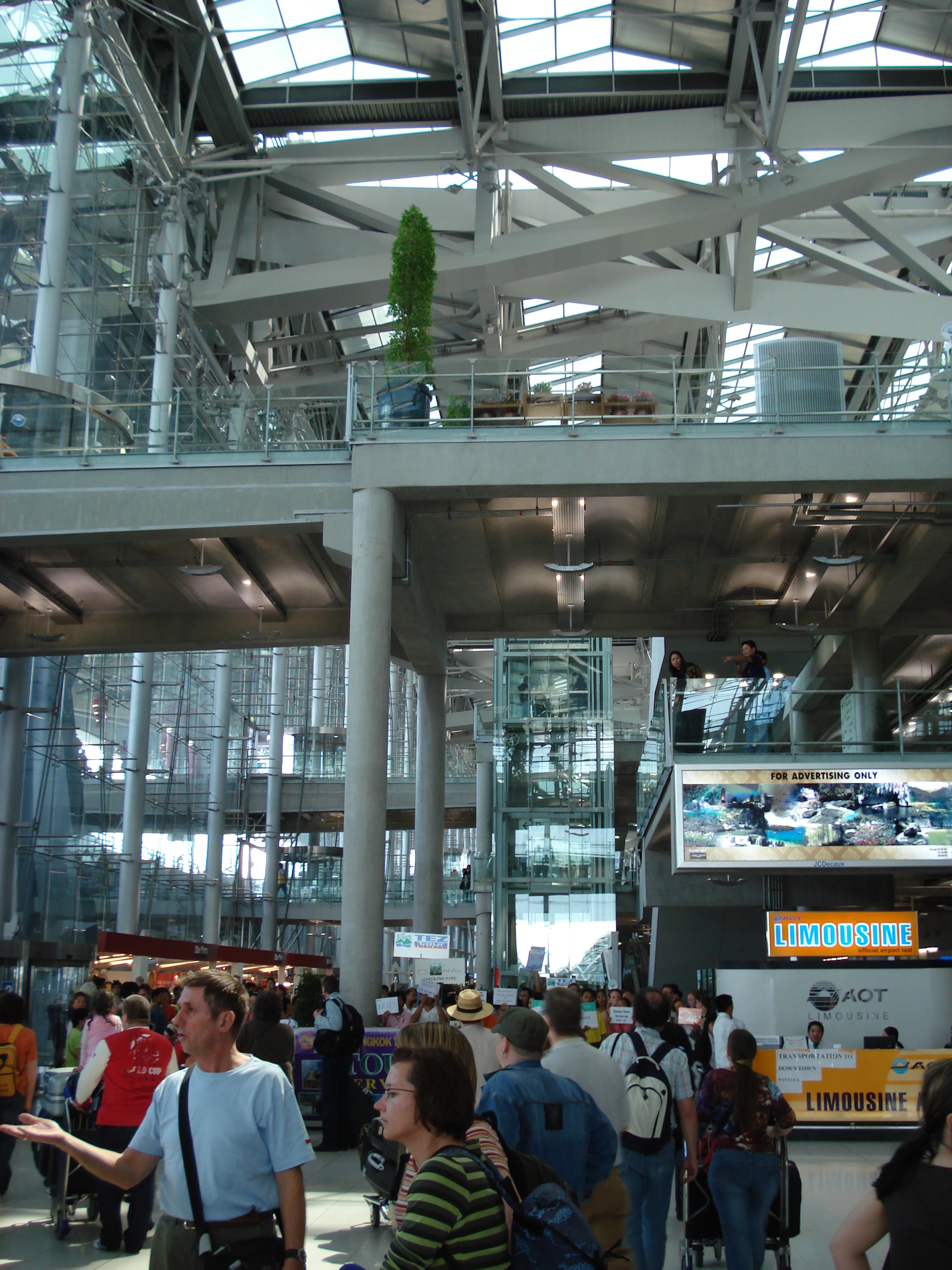 Picture Thailand Bangkok Suvarnabhumi Airport 2007-02 78 - Center Suvarnabhumi Airport