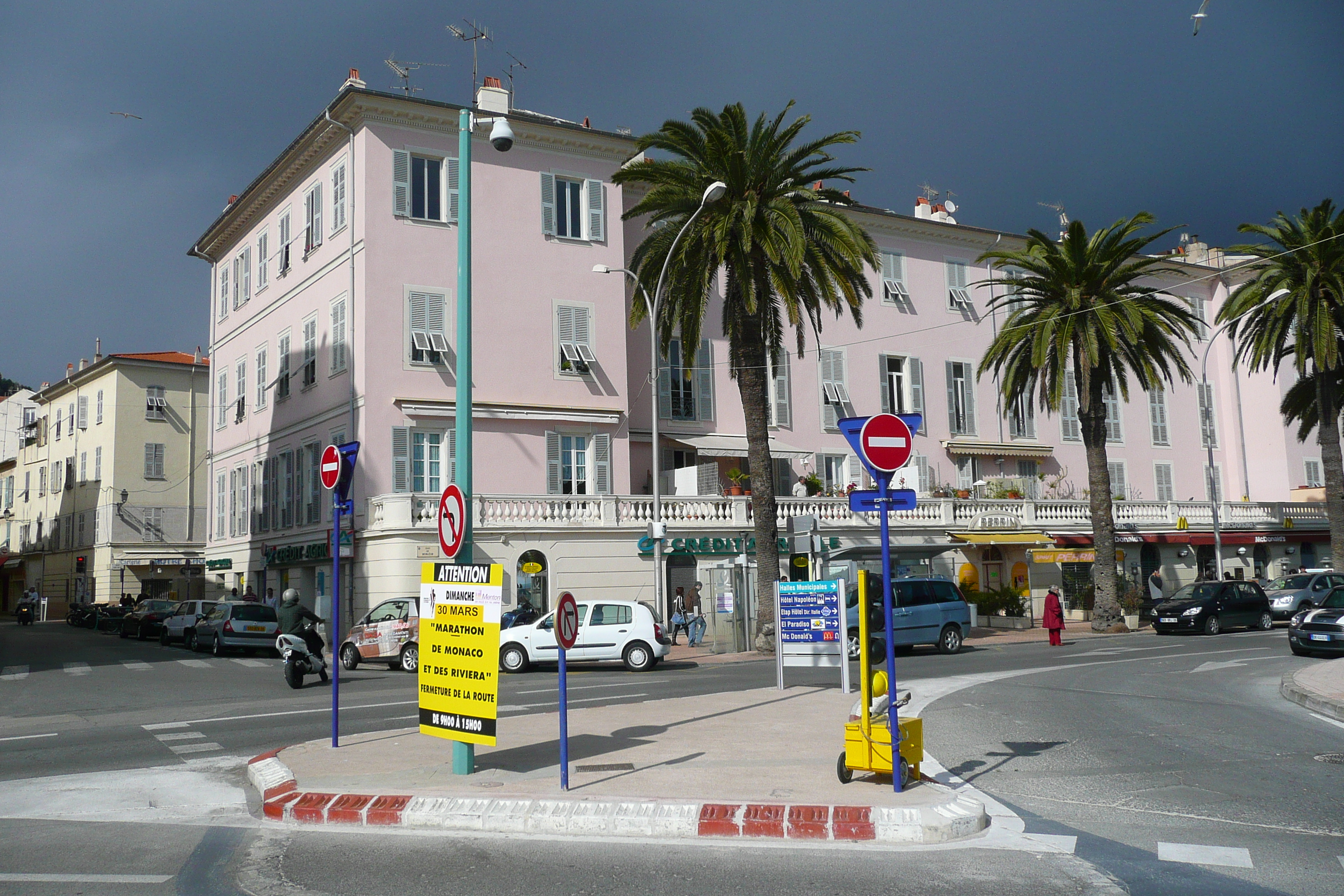 Picture France Menton 2008-03 0 - Tour Menton