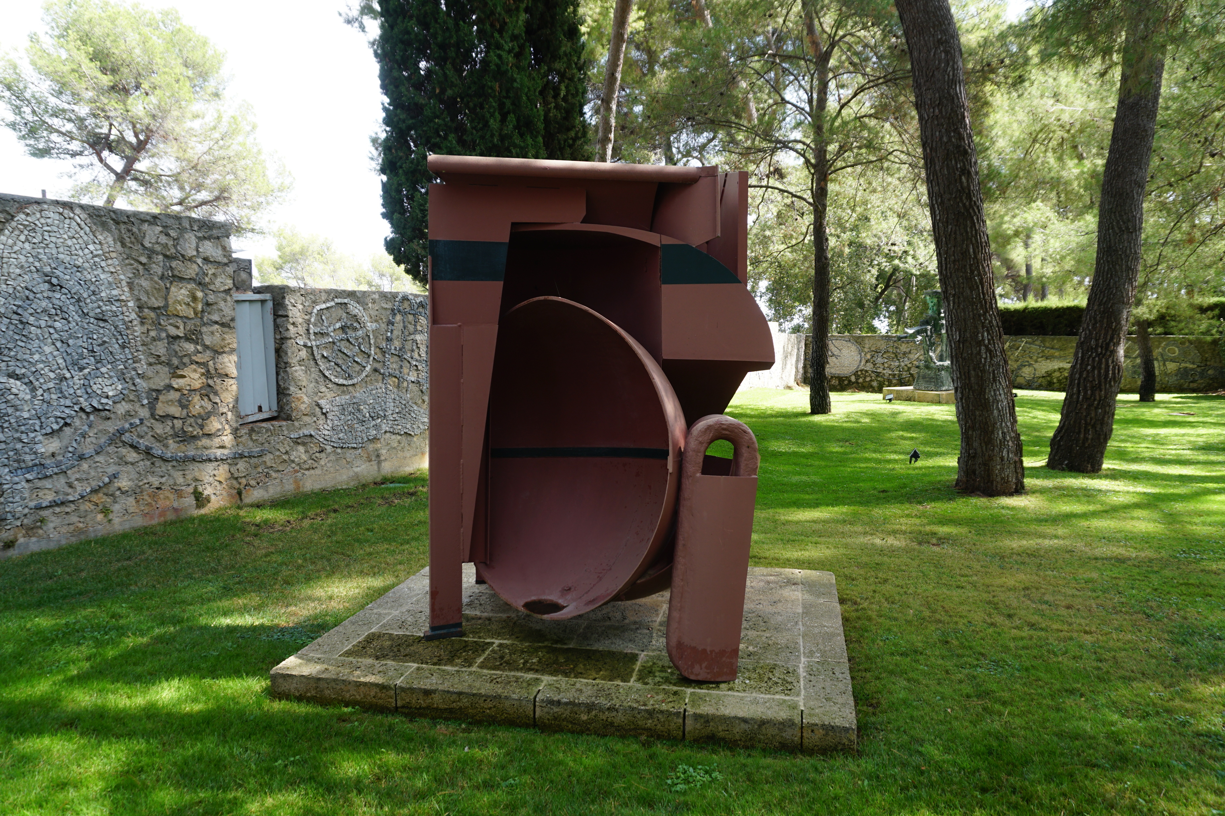 Picture France Saint Paul de Vence Fondation Maeght 2017-08 86 - Recreation Fondation Maeght