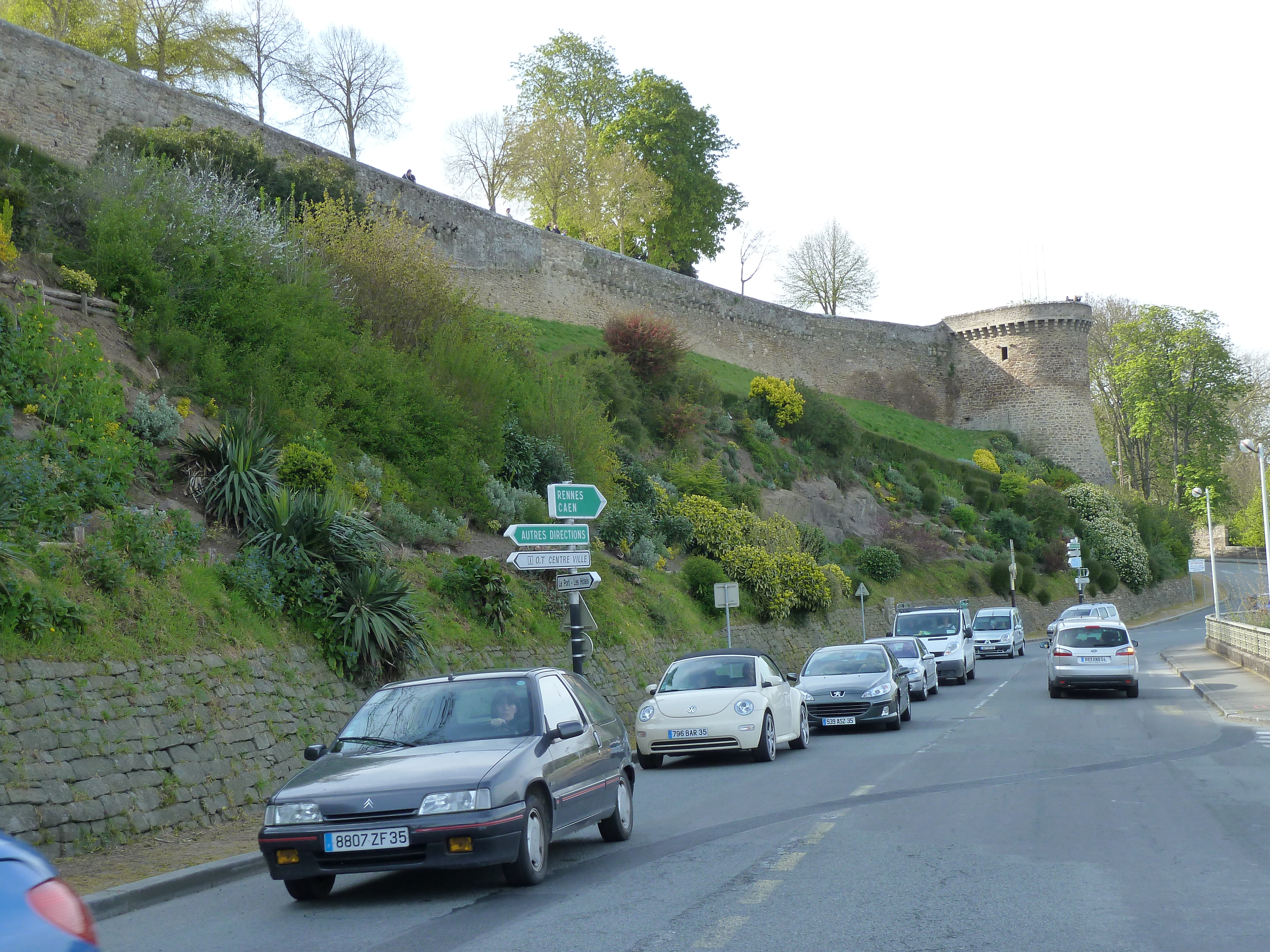 Picture France Dinan Dinan city walls 2010-04 42 - History Dinan city walls