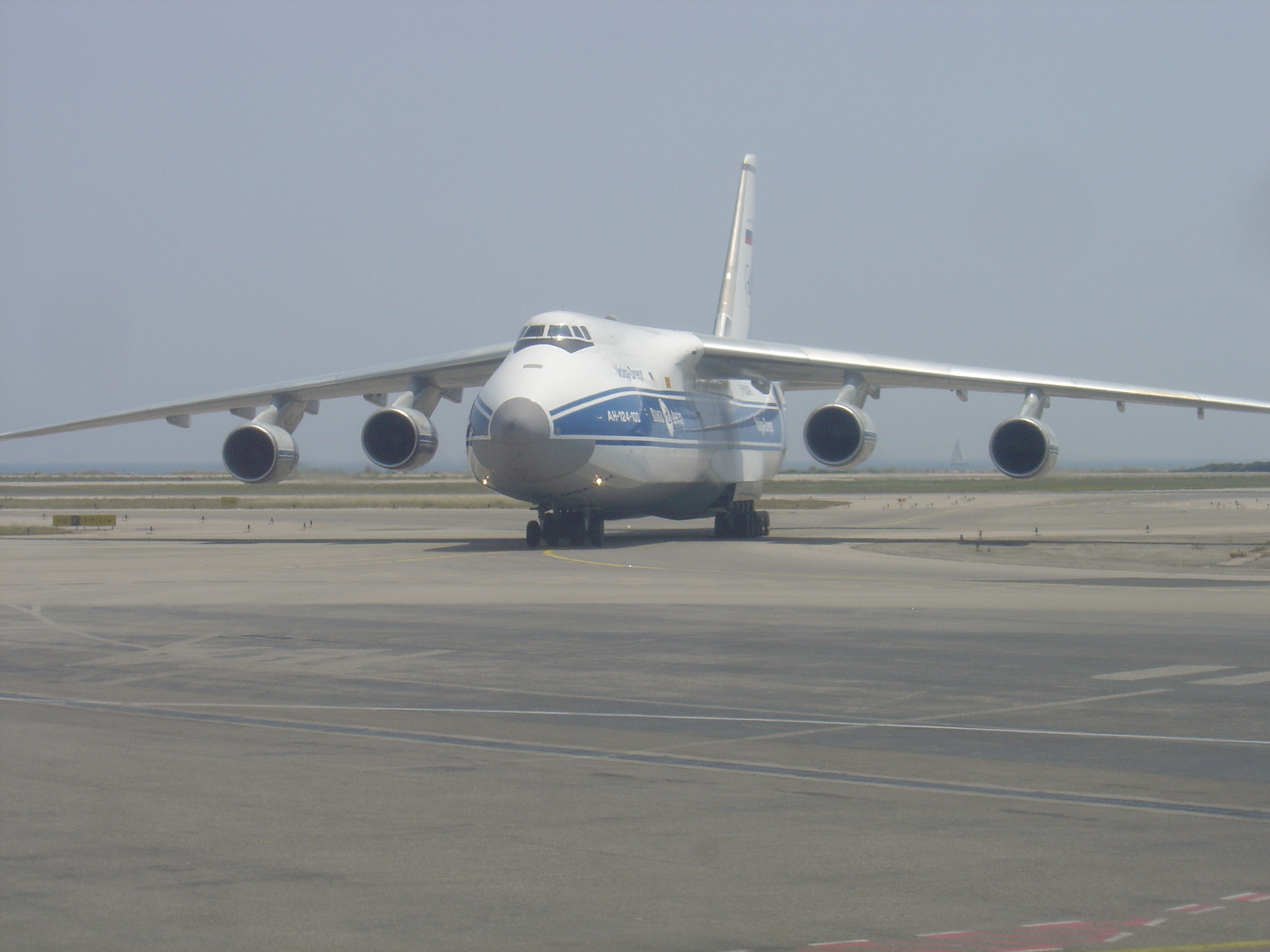 Picture France Nice Airport 2005-06 5 - Tour Nice Airport