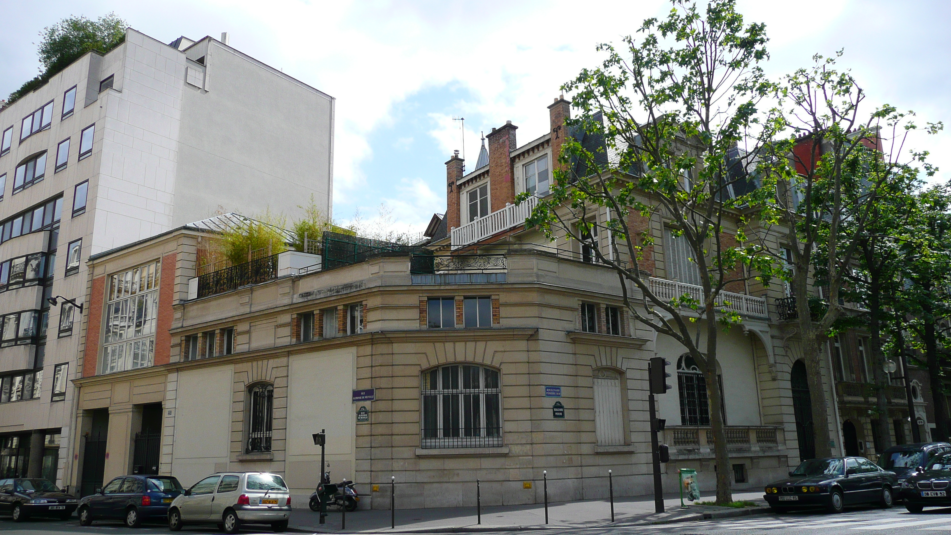 Picture France Paris 17th Arrondissement Boulevard Pereire 2007-05 16 - Center Boulevard Pereire