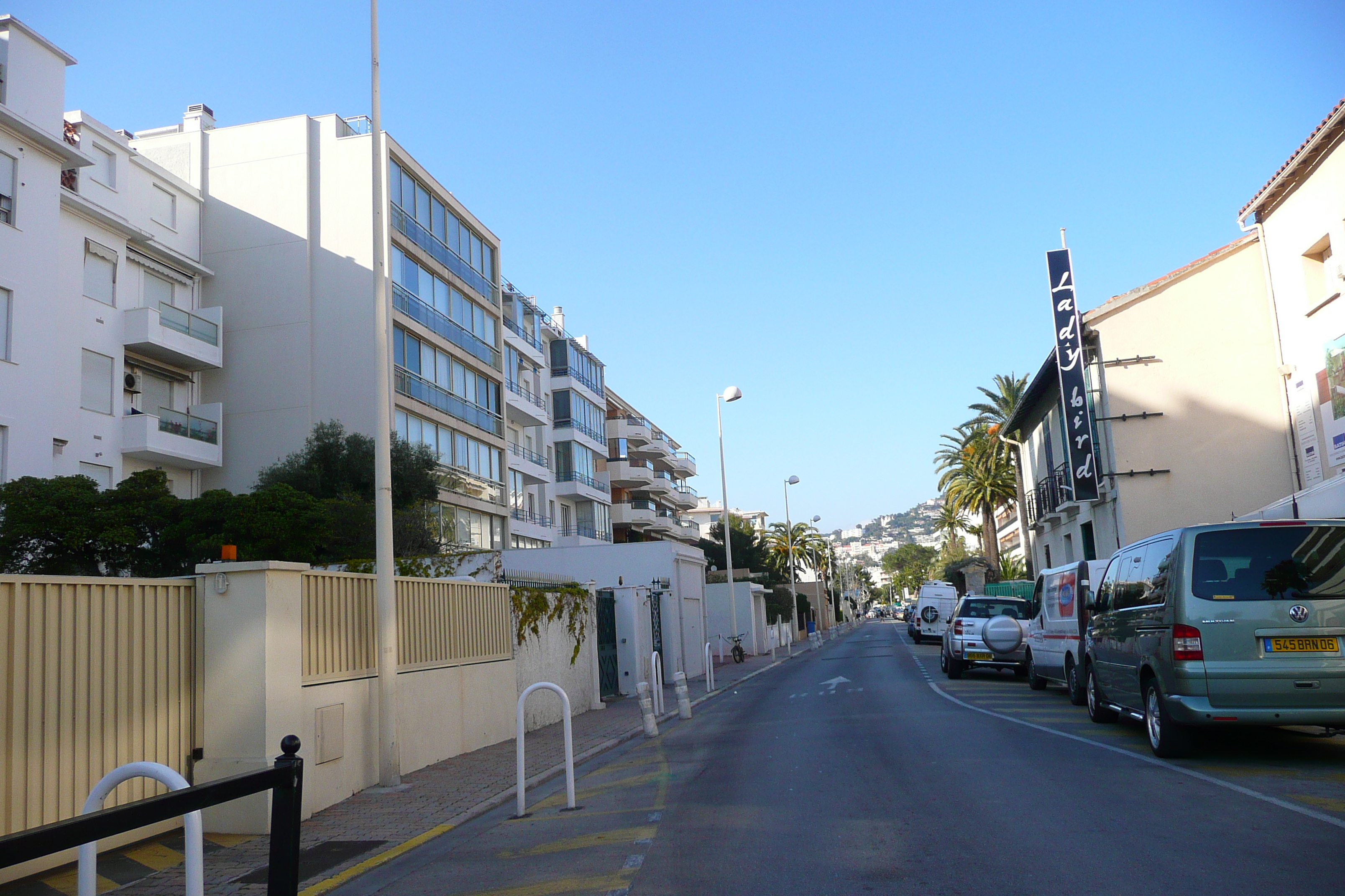 Picture France Cannes Avenue de Lerins 2008-03 1 - Tours Avenue de Lerins