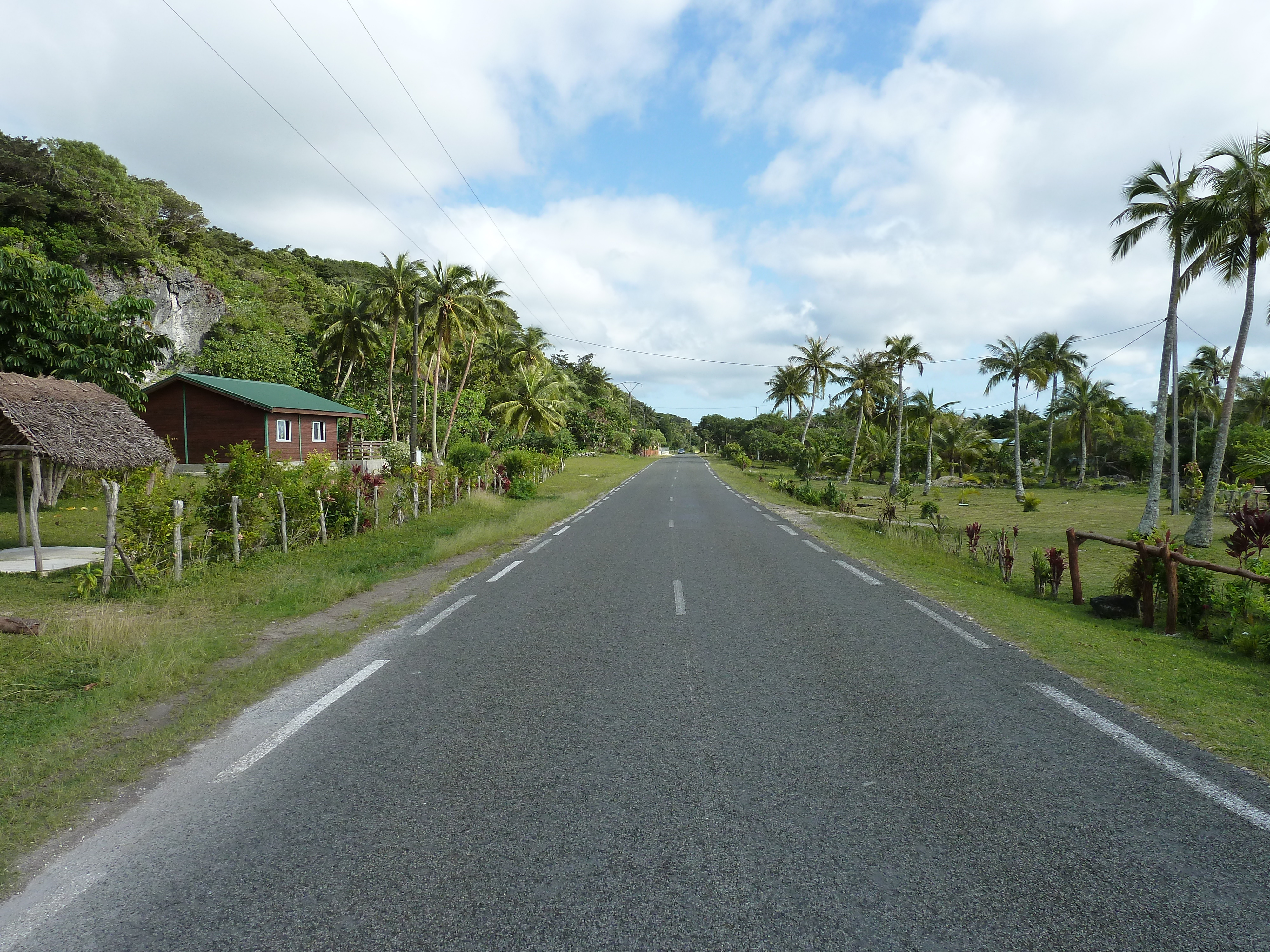 Picture New Caledonia Lifou Josip 2010-05 8 - Tours Josip