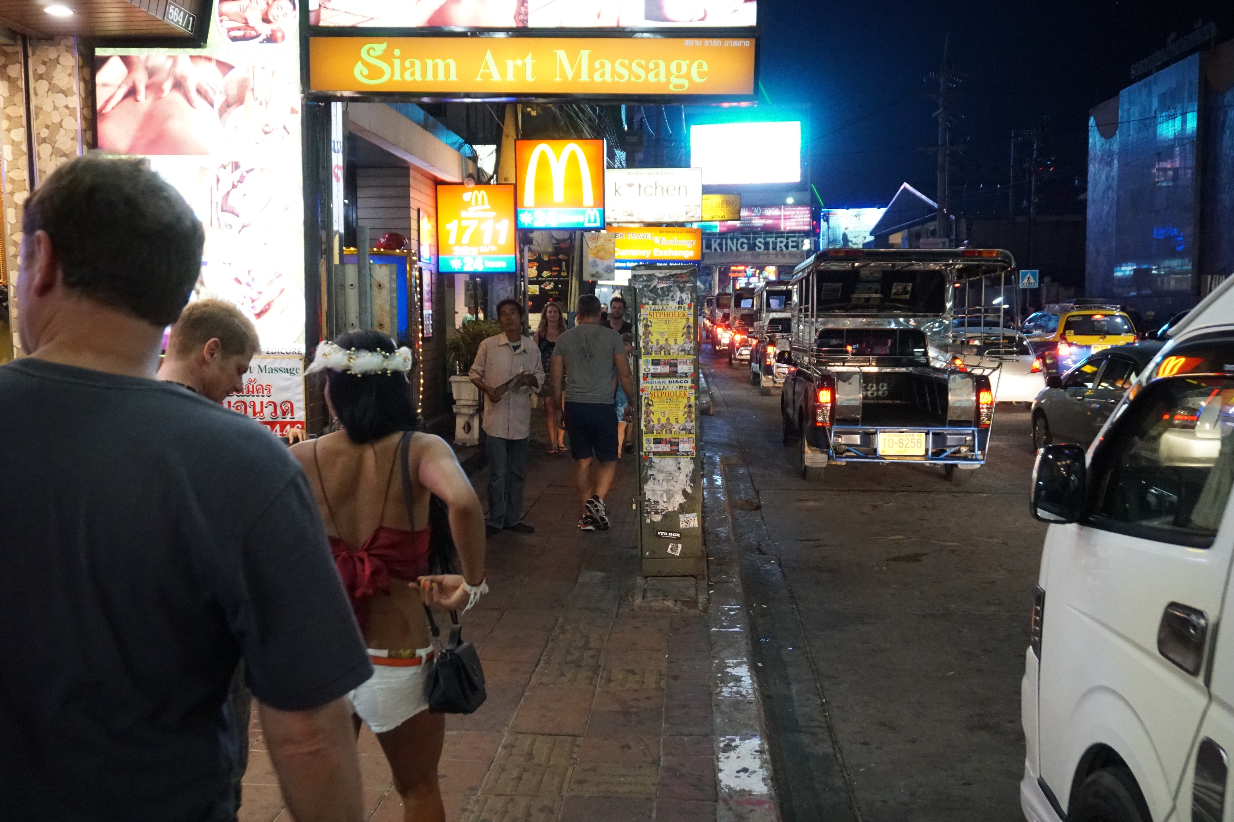 Picture Thailand Pattaya Beach road 2016-12 10 - Tour Beach road