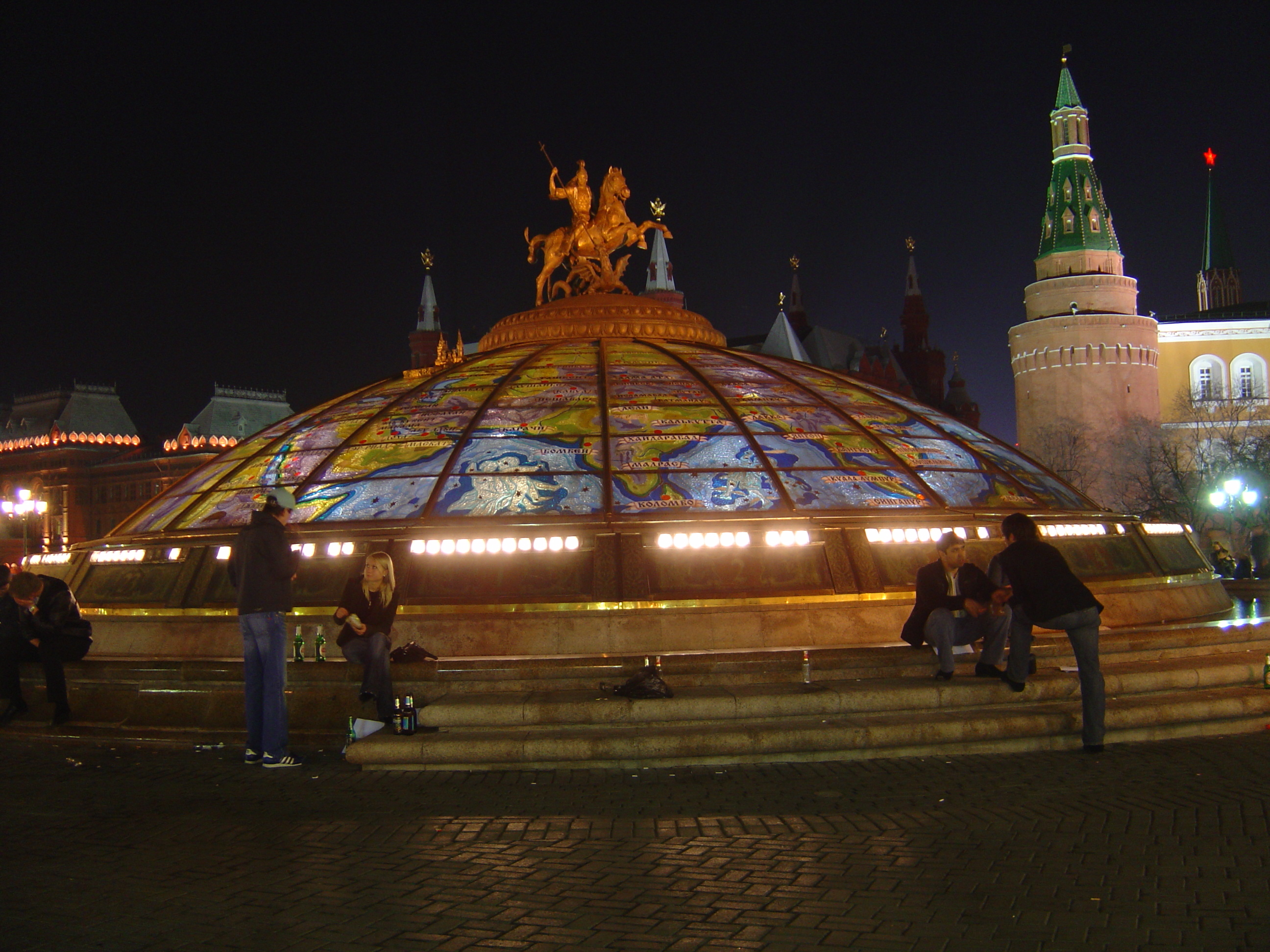 Picture Russia Moscow Red Square 2005-04 20 - Tours Red Square