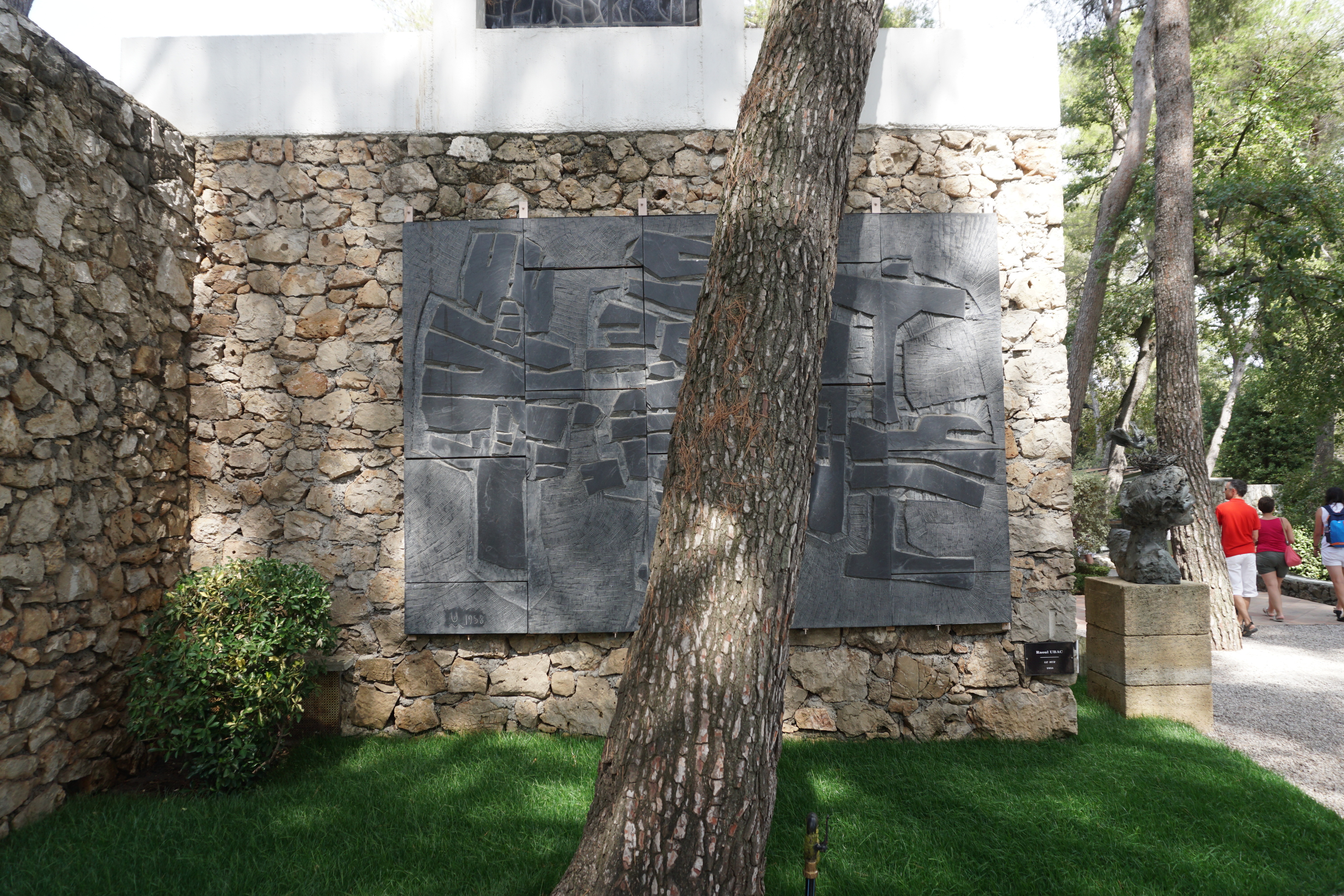 Picture France Saint Paul de Vence Fondation Maeght 2017-08 59 - Tour Fondation Maeght