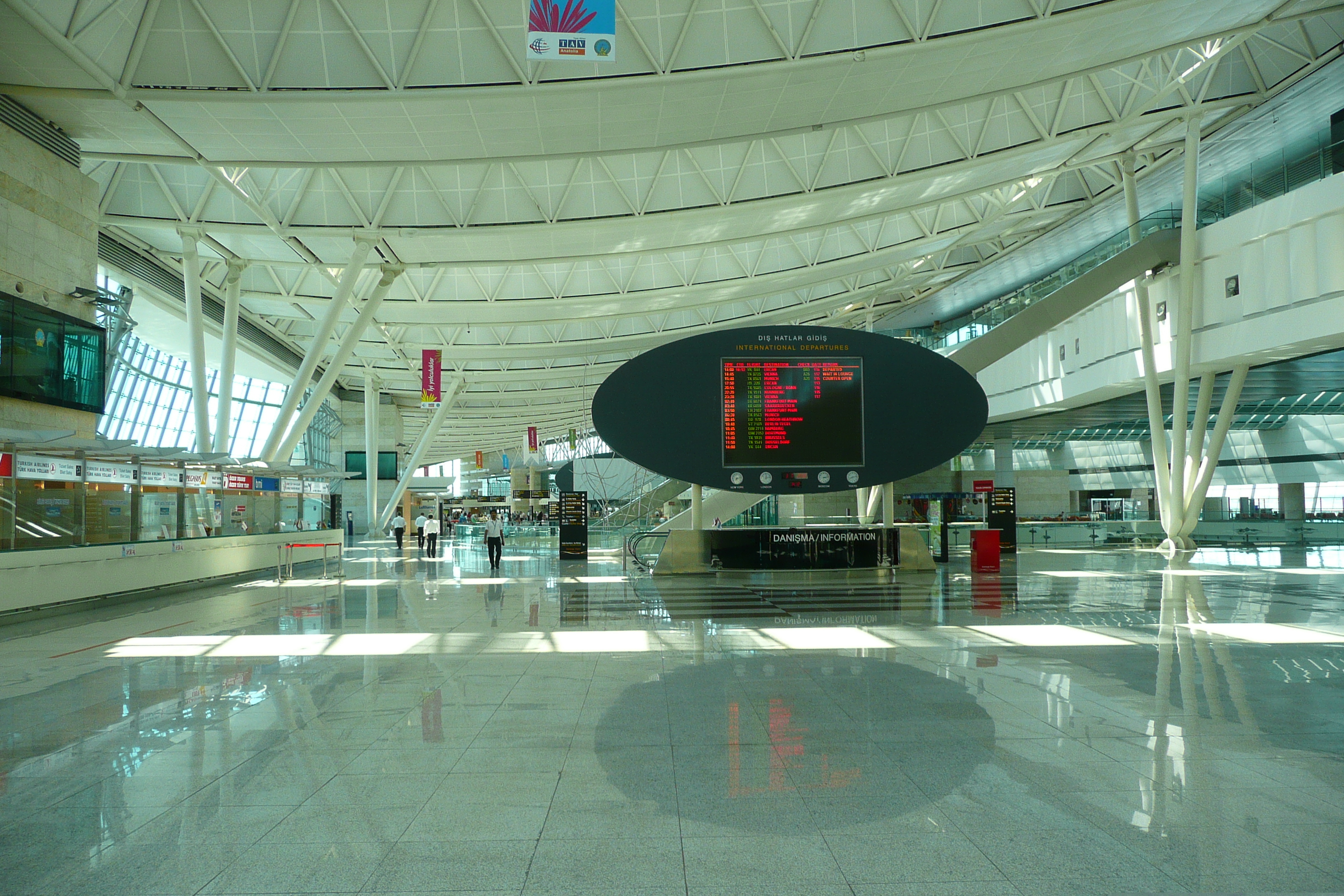 Picture Turkey Ankara Esenboga Airport 2008-07 3 - Discovery Esenboga Airport