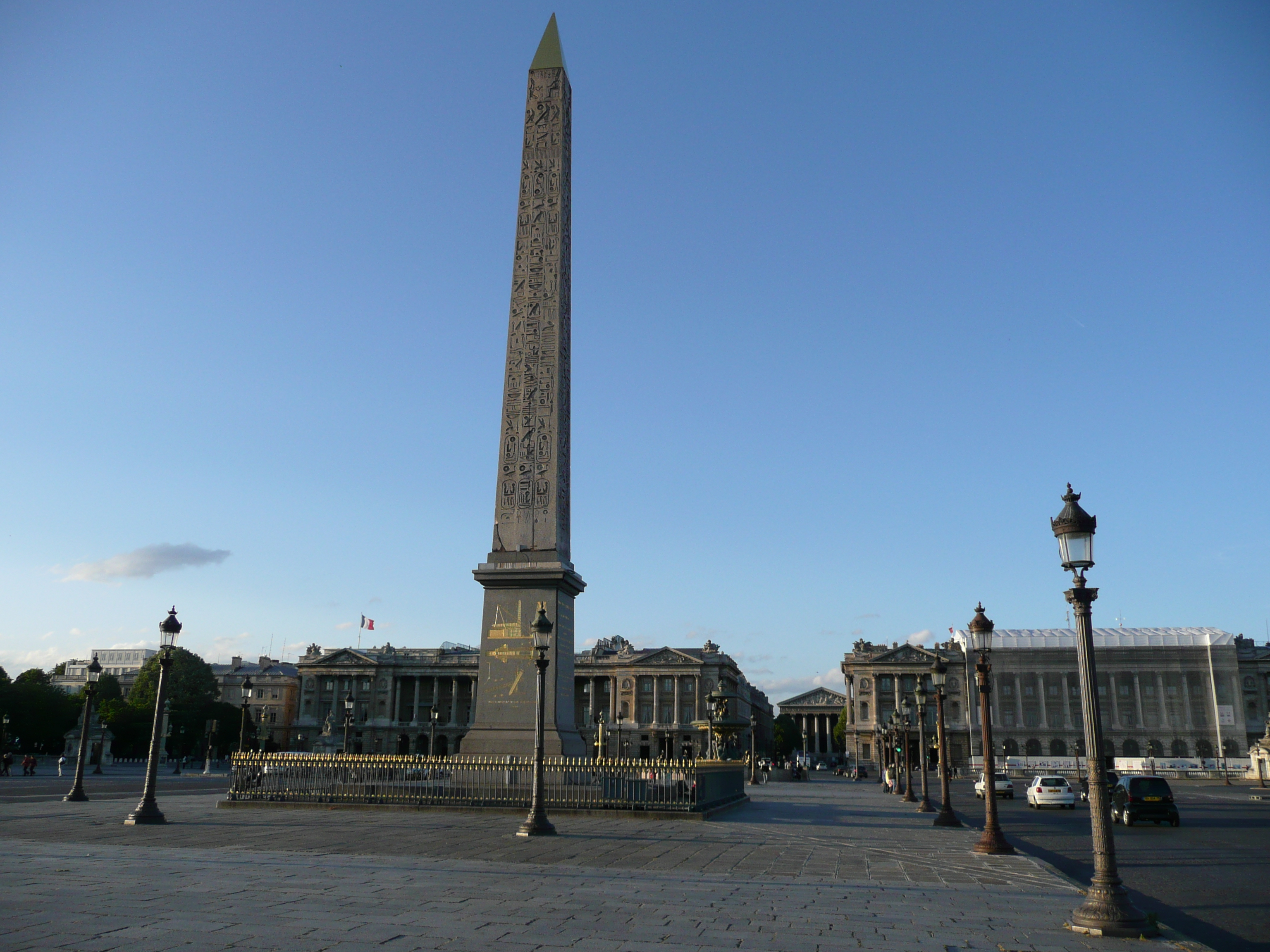 Picture France Paris La Concorde 2007-04 12 - Tour La Concorde