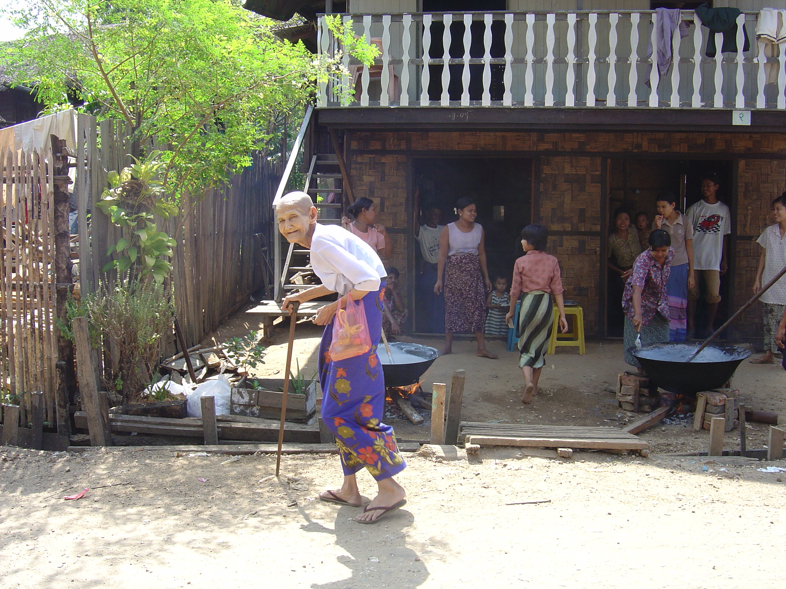 Picture Myanmar Myeik (Mergui) 2005-01 115 - Tours Myeik (Mergui)