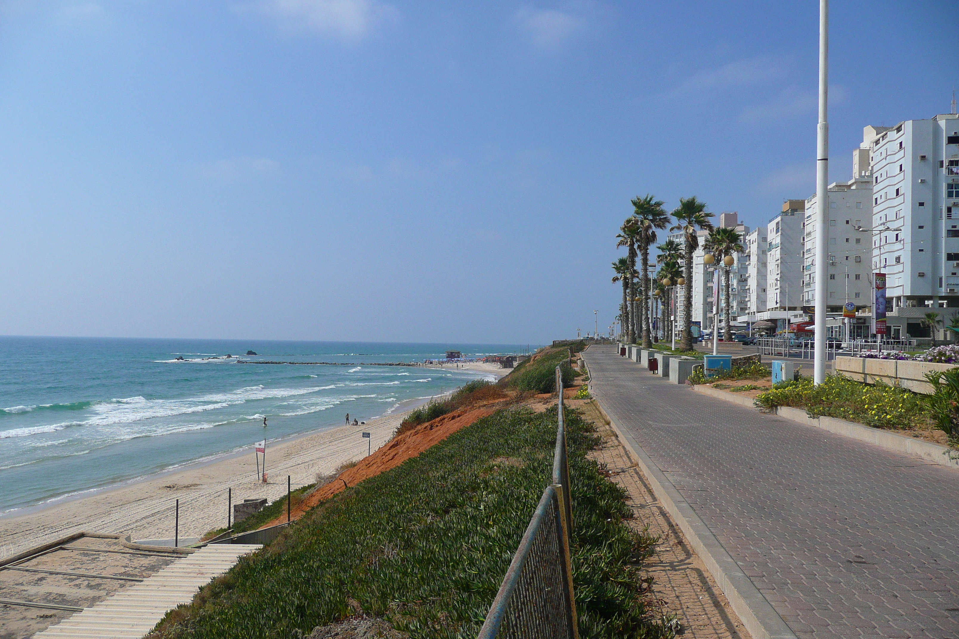 Picture Israel Bat Yam Beach 2007-06 68 - Discovery Bat Yam Beach