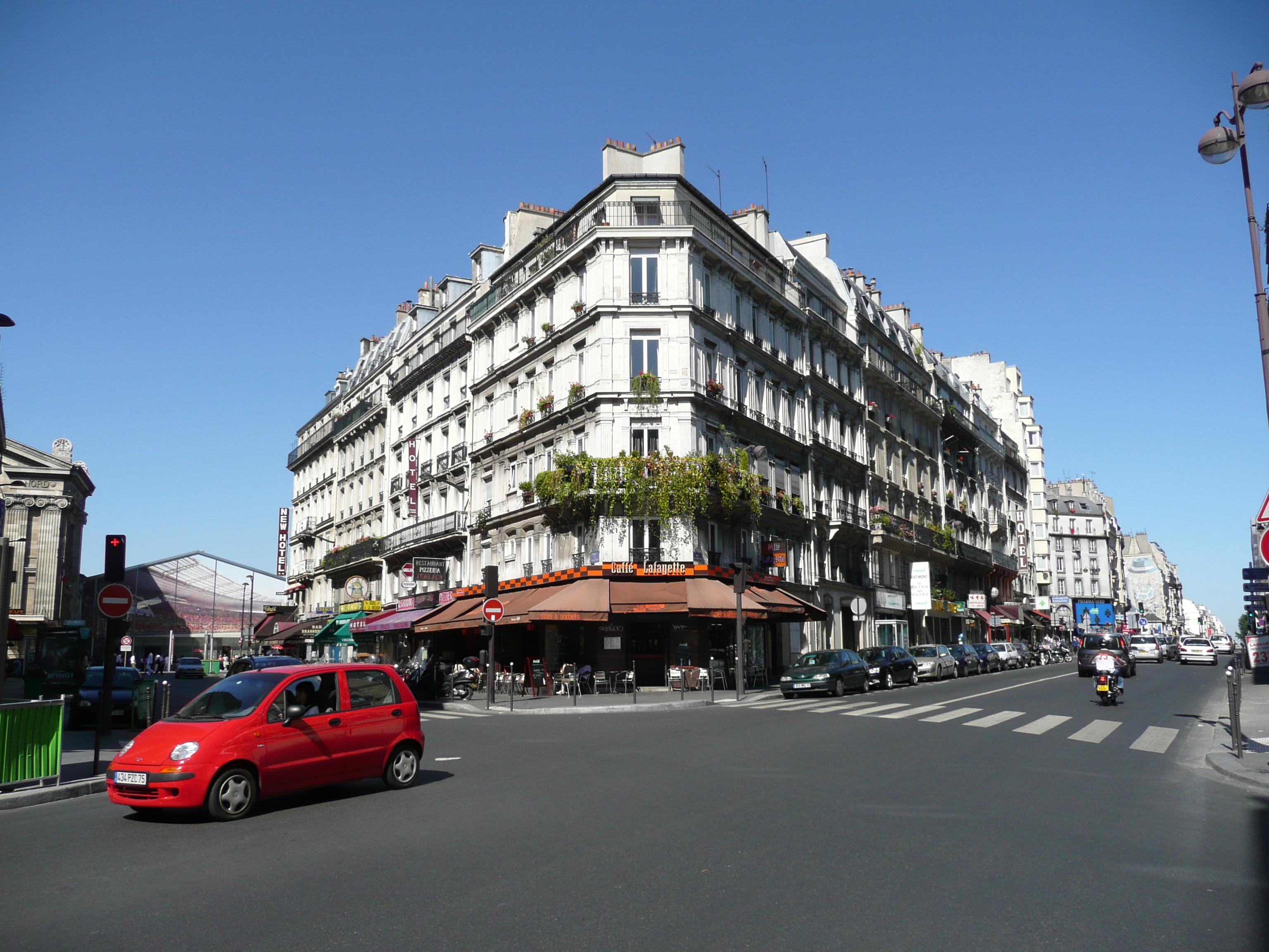 Picture France Paris Rue La Fayette 2007-08 23 - Center Rue La Fayette