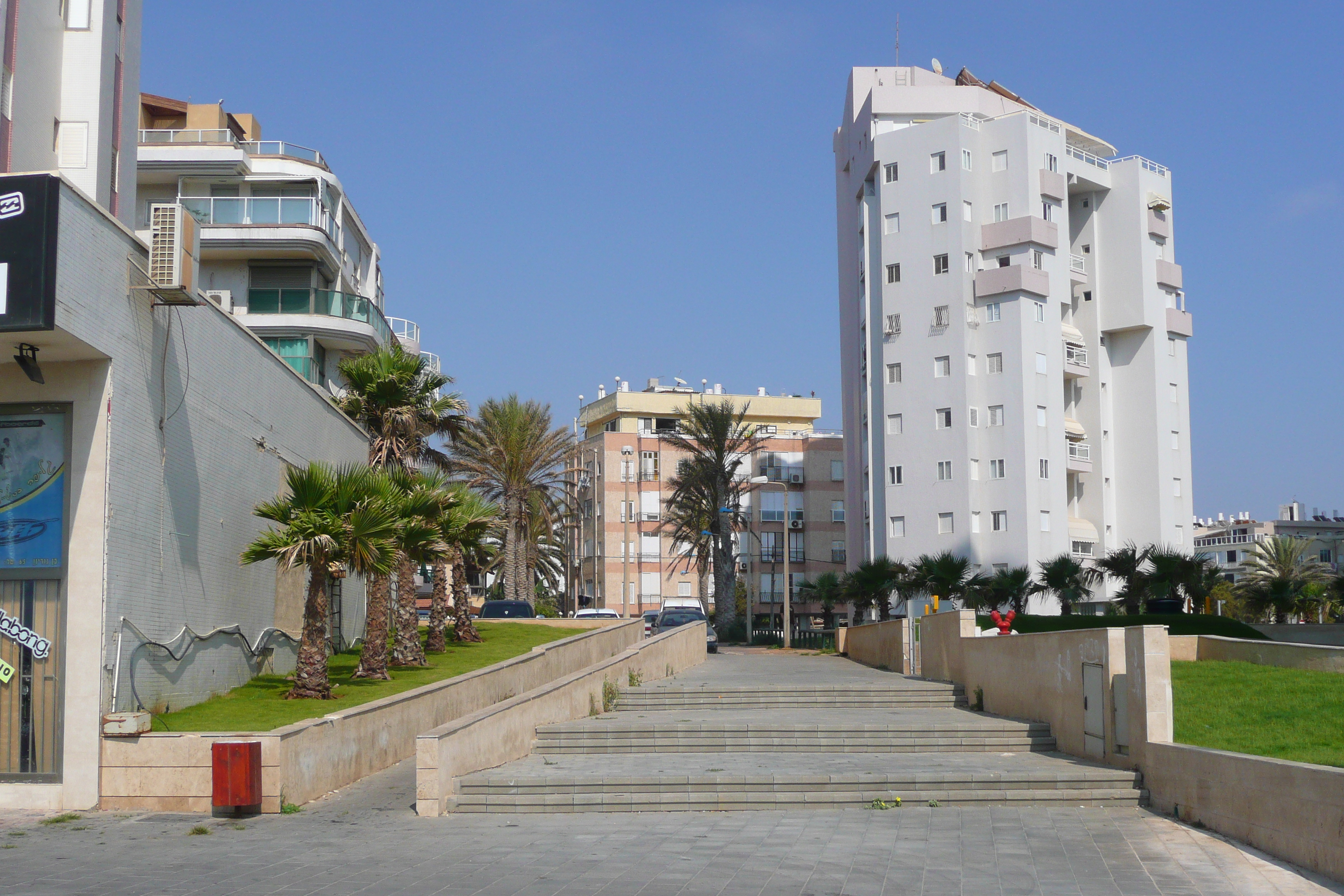 Picture Israel Bat Yam Beach 2007-06 47 - Tours Bat Yam Beach