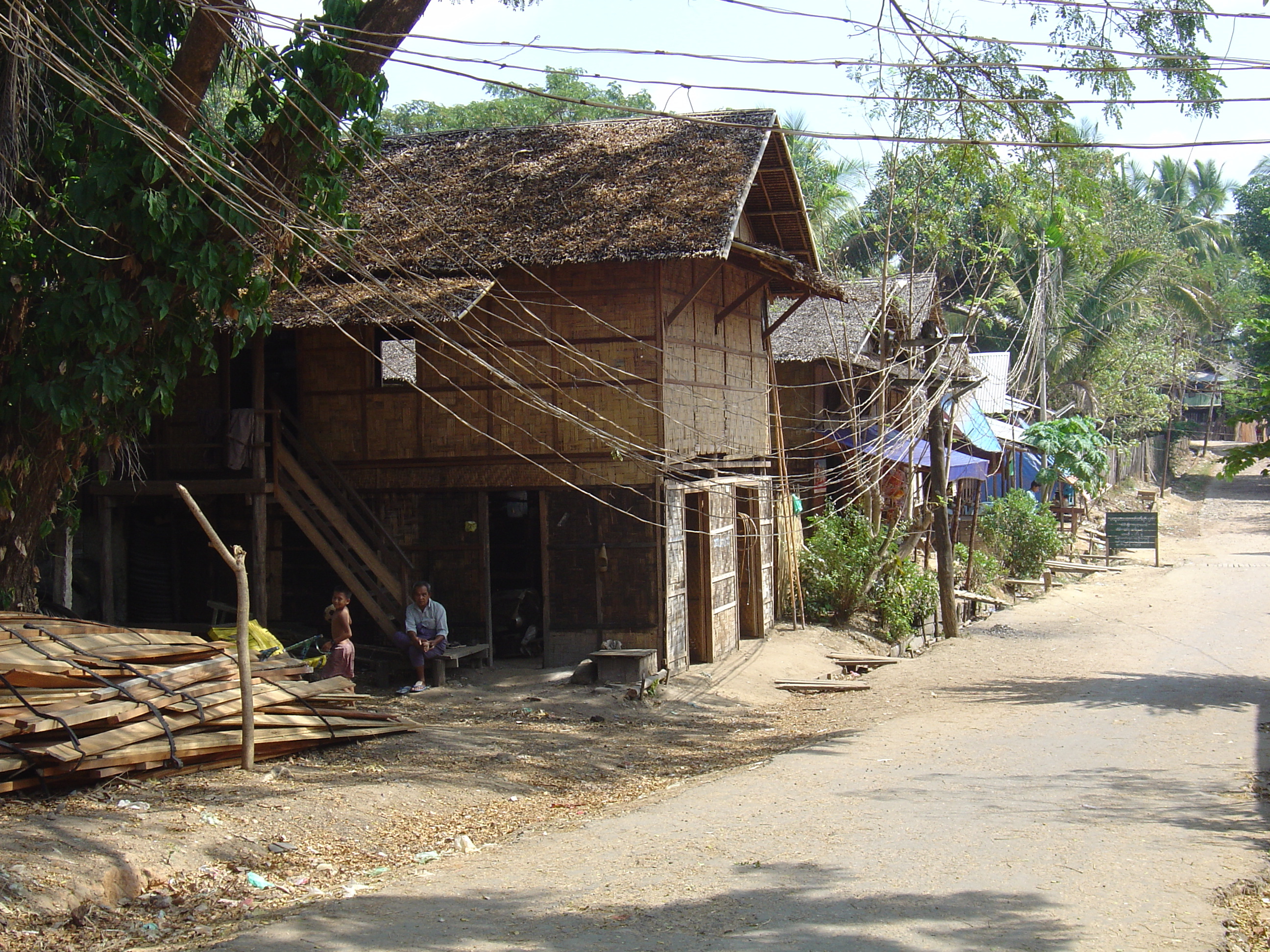 Picture Myanmar Myeik (Mergui) 2005-01 113 - Discovery Myeik (Mergui)