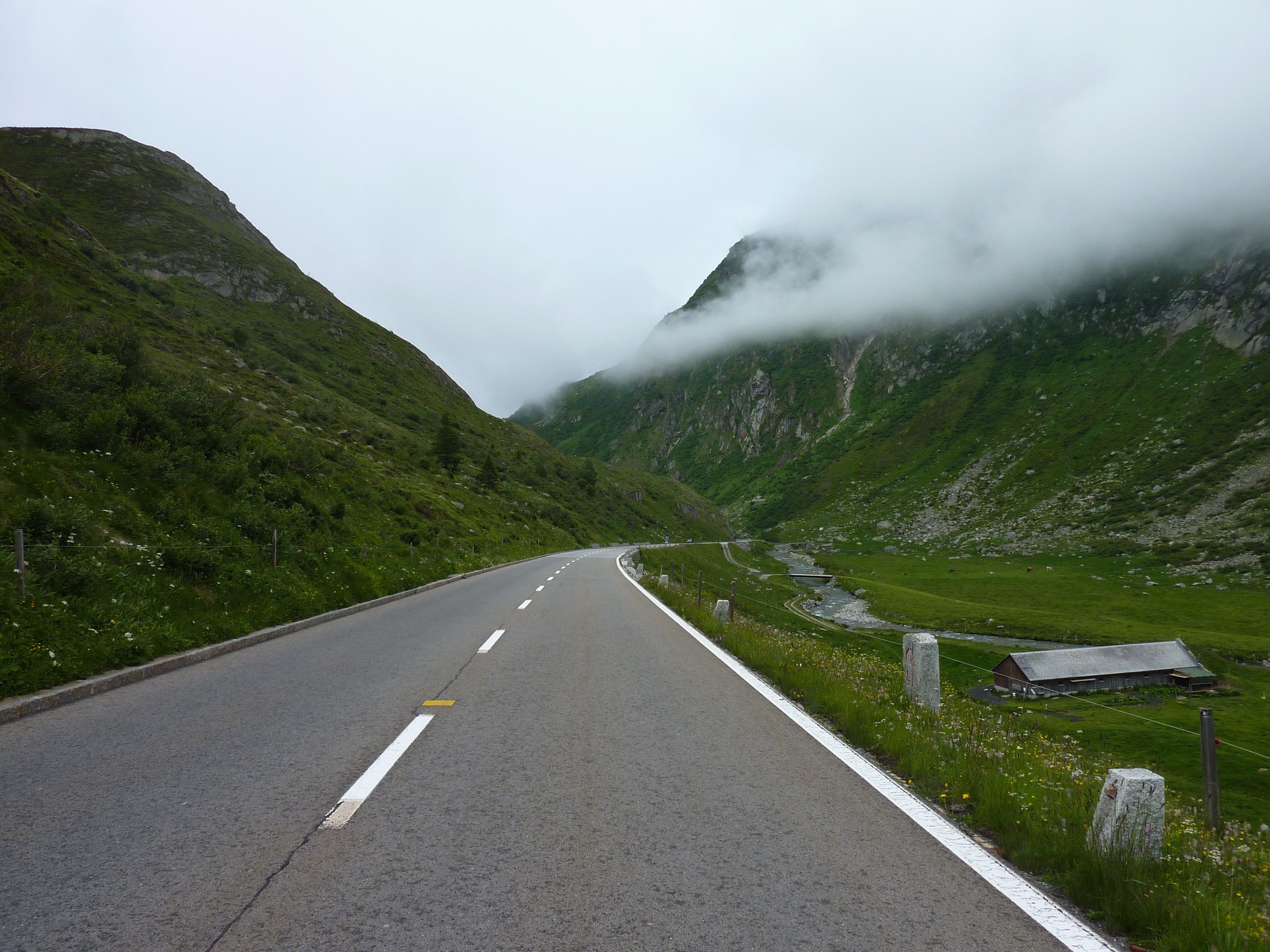 Picture Swiss Gotthard Pass 2009-06 70 - History Gotthard Pass