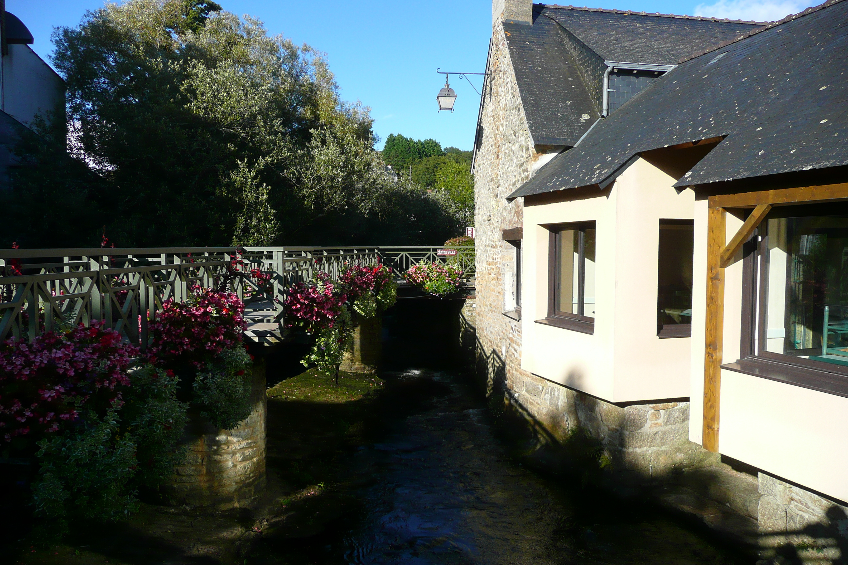 Picture France Pont Aven 2008-07 47 - Tour Pont Aven