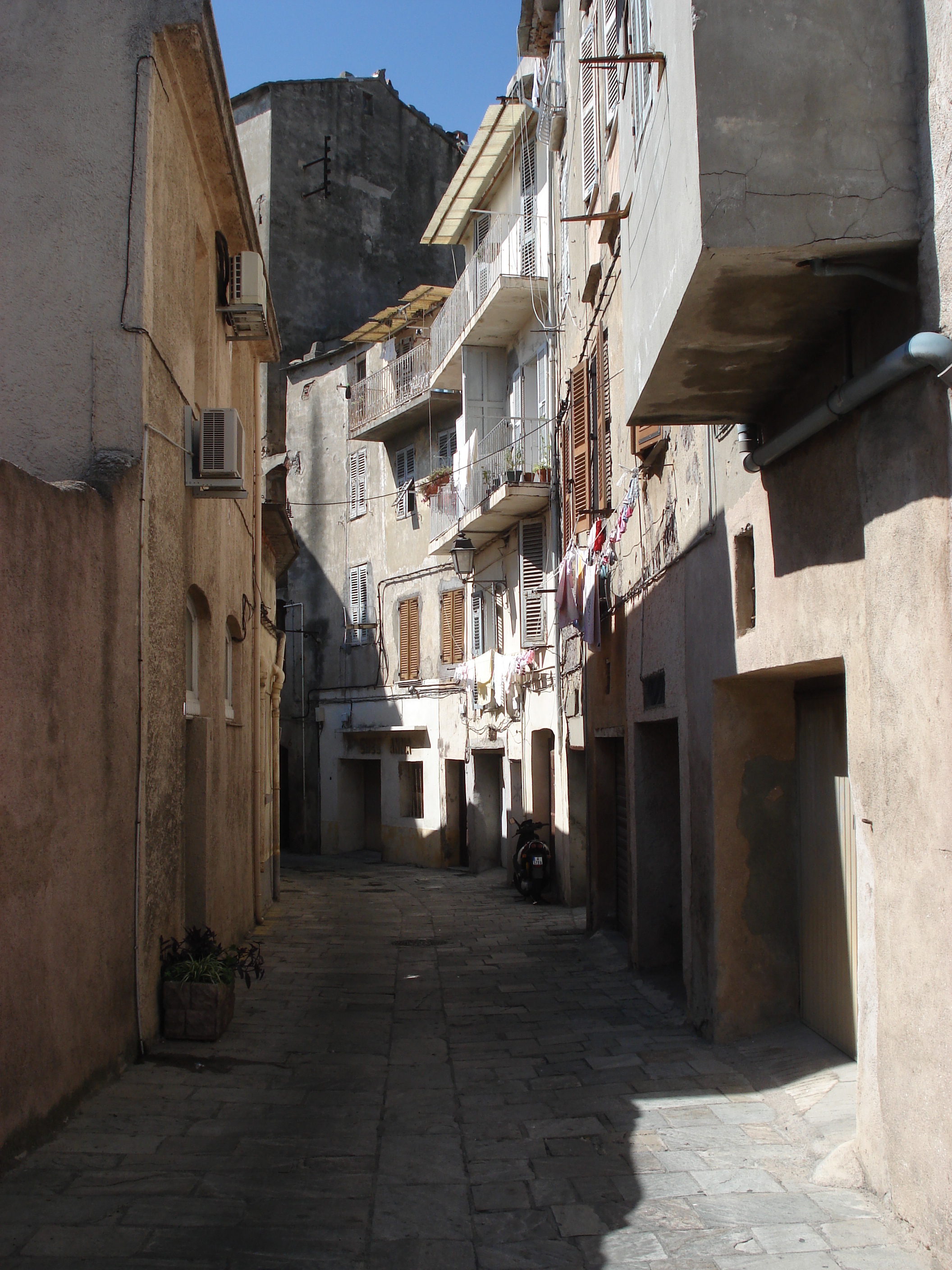 Picture France Corsica Bastia 2006-09 34 - Tours Bastia