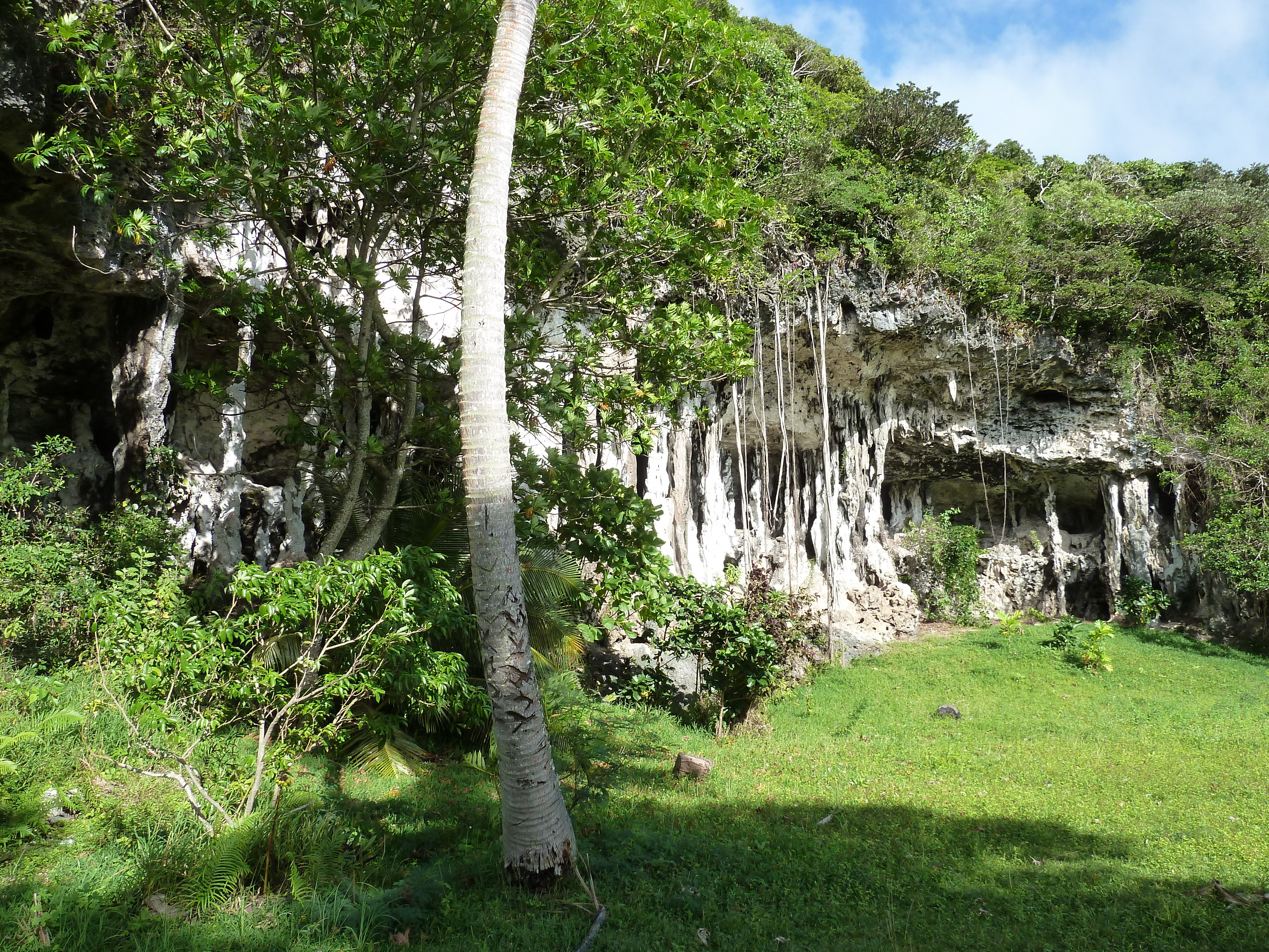 Picture New Caledonia Lifou Josip 2010-05 4 - Recreation Josip