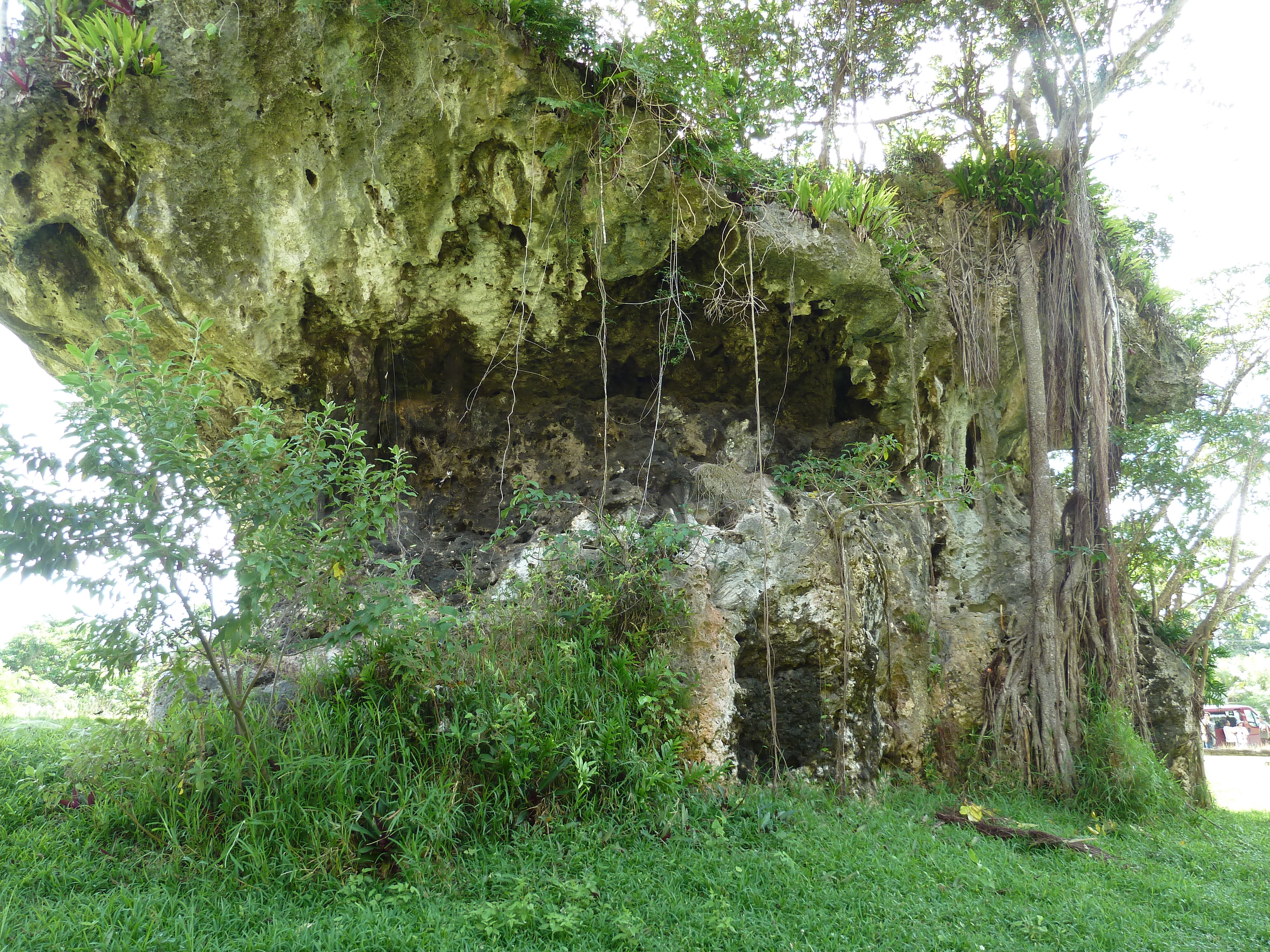 Picture New Caledonia Lifou Josip 2010-05 7 - History Josip