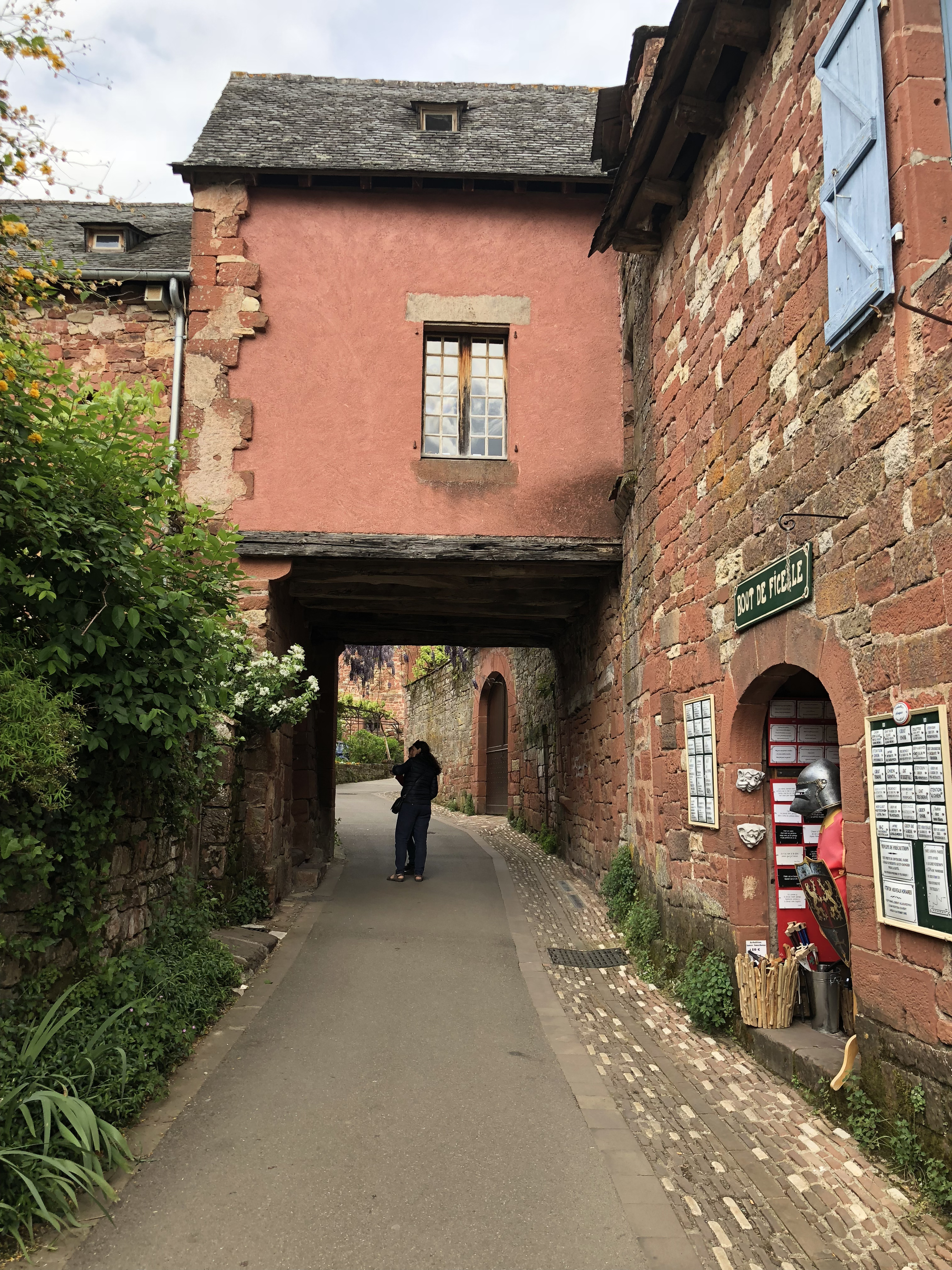 Picture France Collonges la Rouge 2018-04 23 - Journey Collonges la Rouge