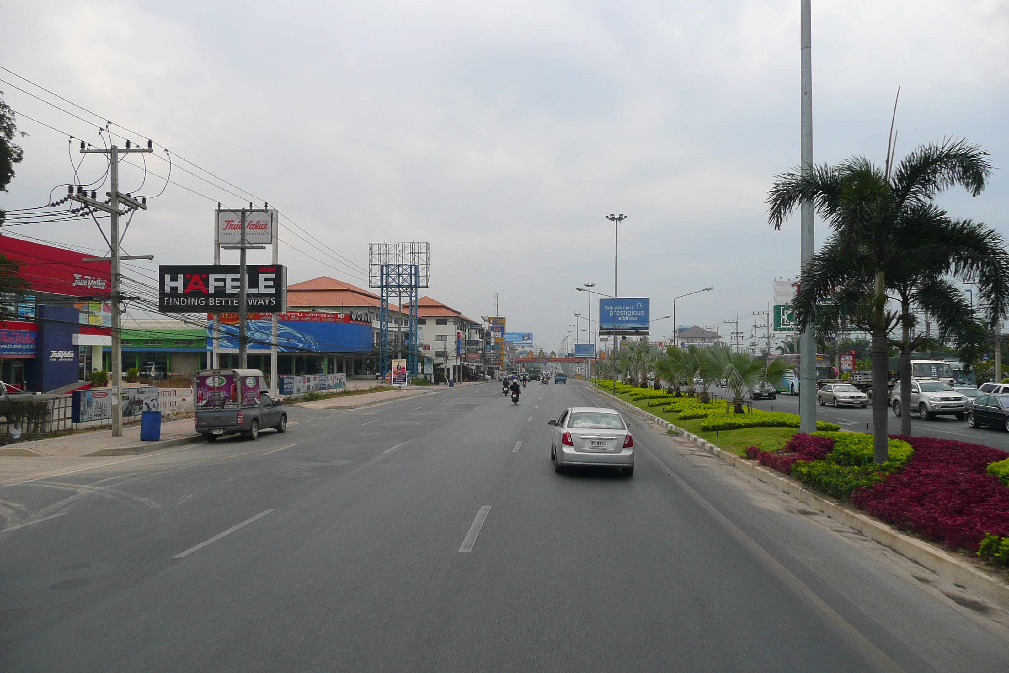 Picture Thailand Chonburi Sukhumvit road 2008-01 17 - Journey Sukhumvit road