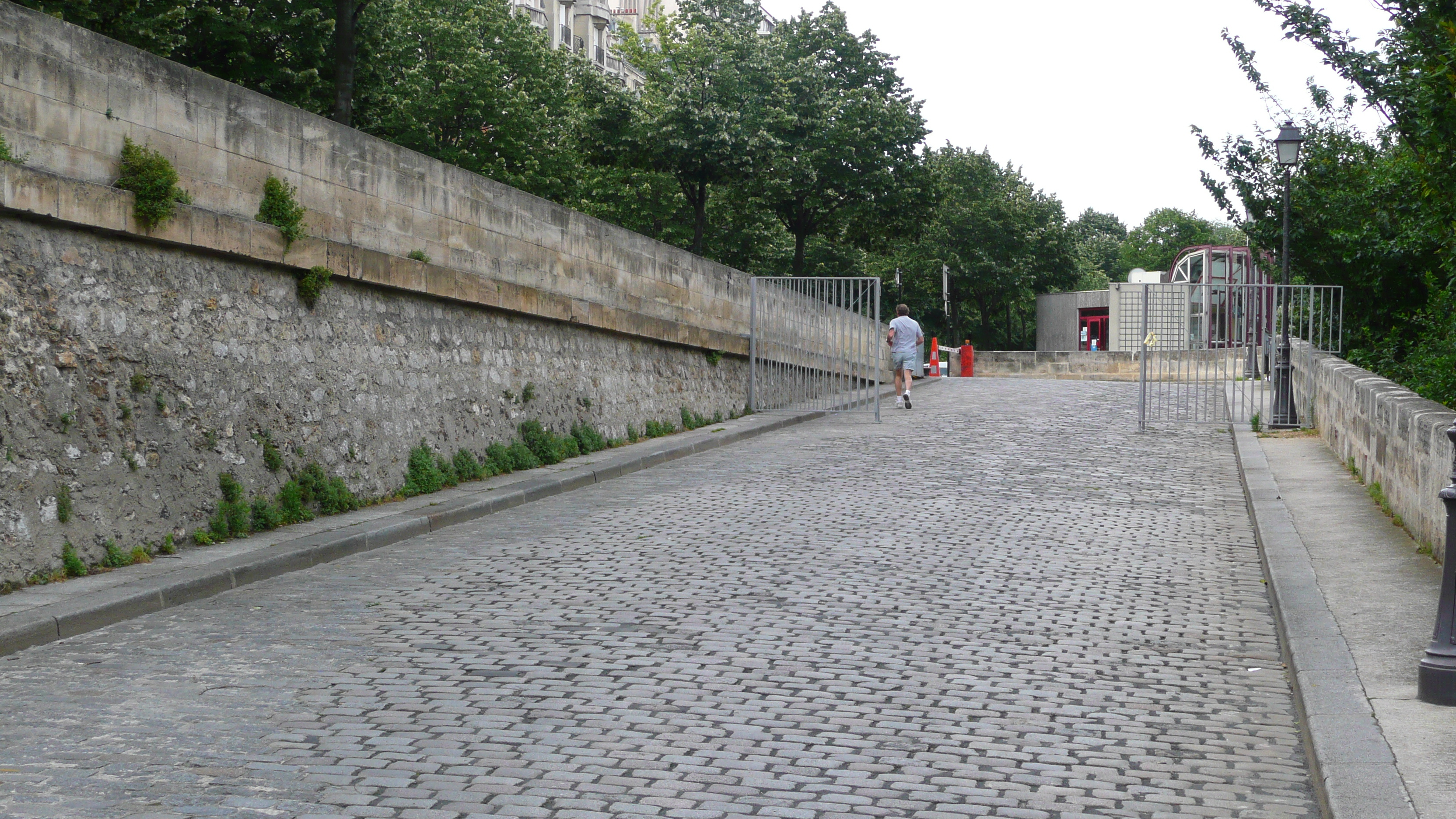 Picture France Paris Bastille Harbour 2007-06 71 - Center Bastille Harbour