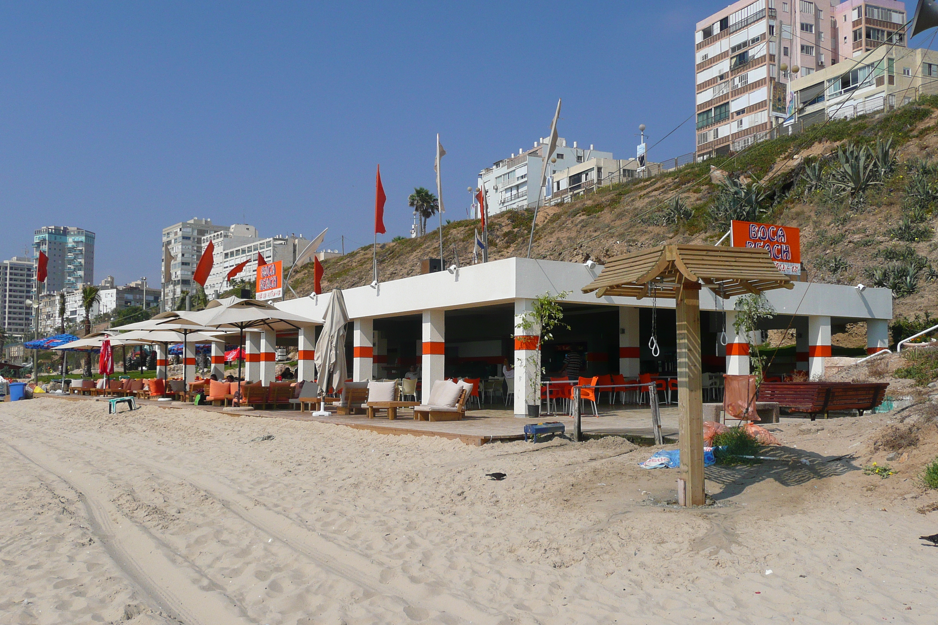 Picture Israel Bat Yam Beach 2007-06 53 - Center Bat Yam Beach