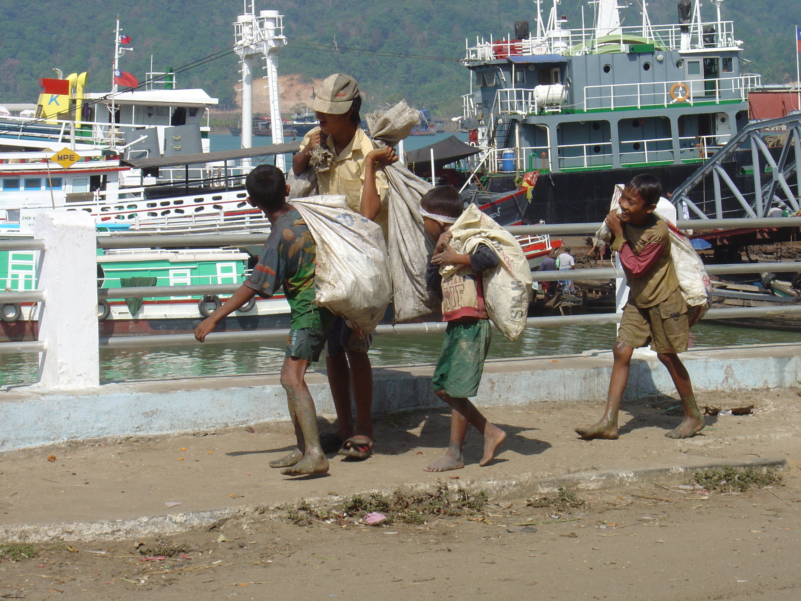 Picture Myanmar Myeik (Mergui) 2005-01 134 - Tour Myeik (Mergui)