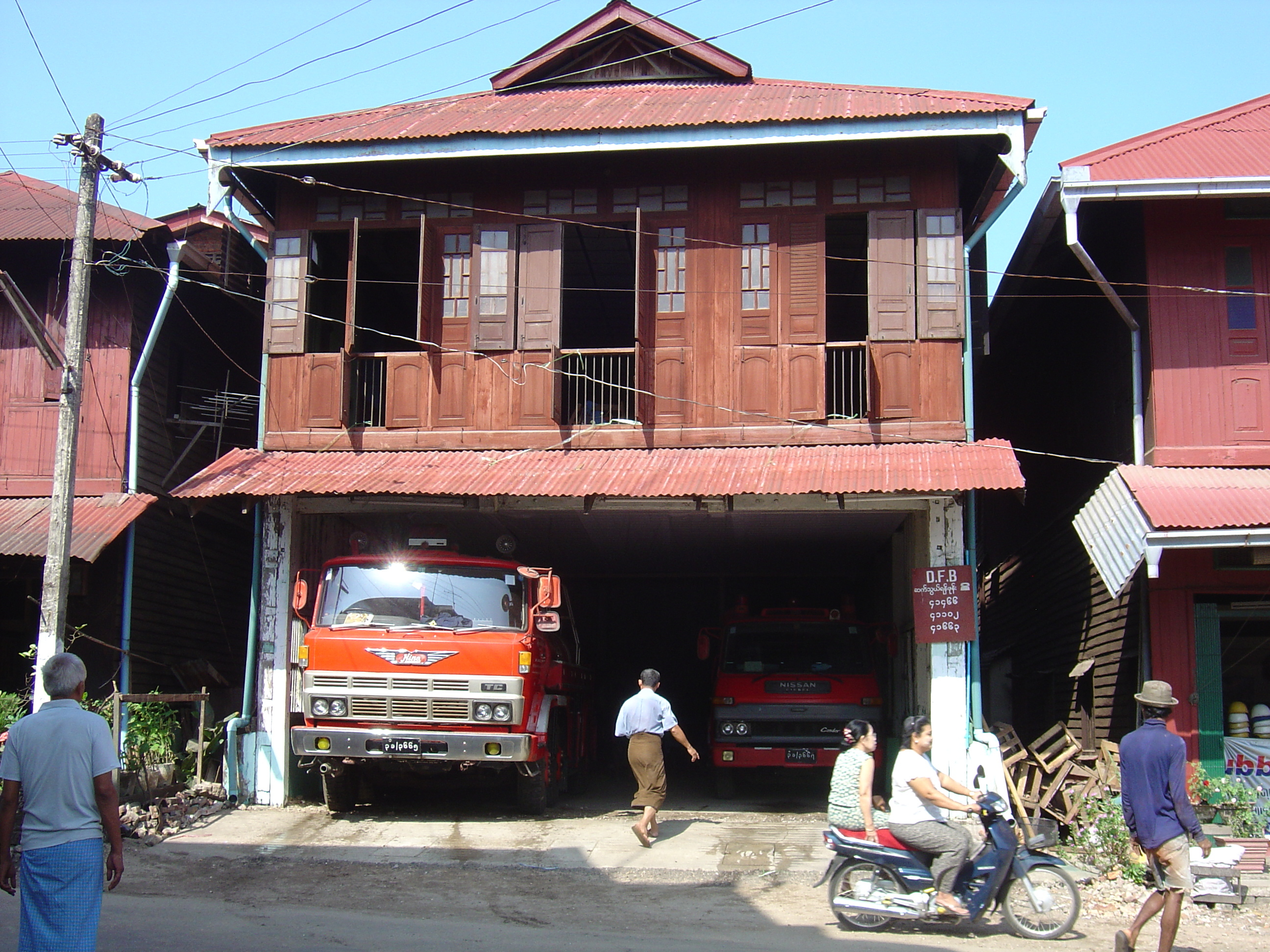 Picture Myanmar Myeik (Mergui) 2005-01 94 - Journey Myeik (Mergui)