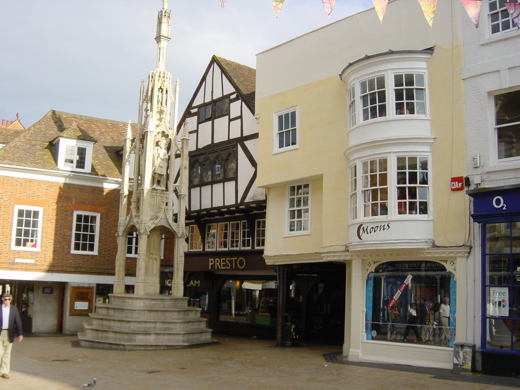 Picture United Kingdom Winchester 2003-08 15 - Discovery Winchester