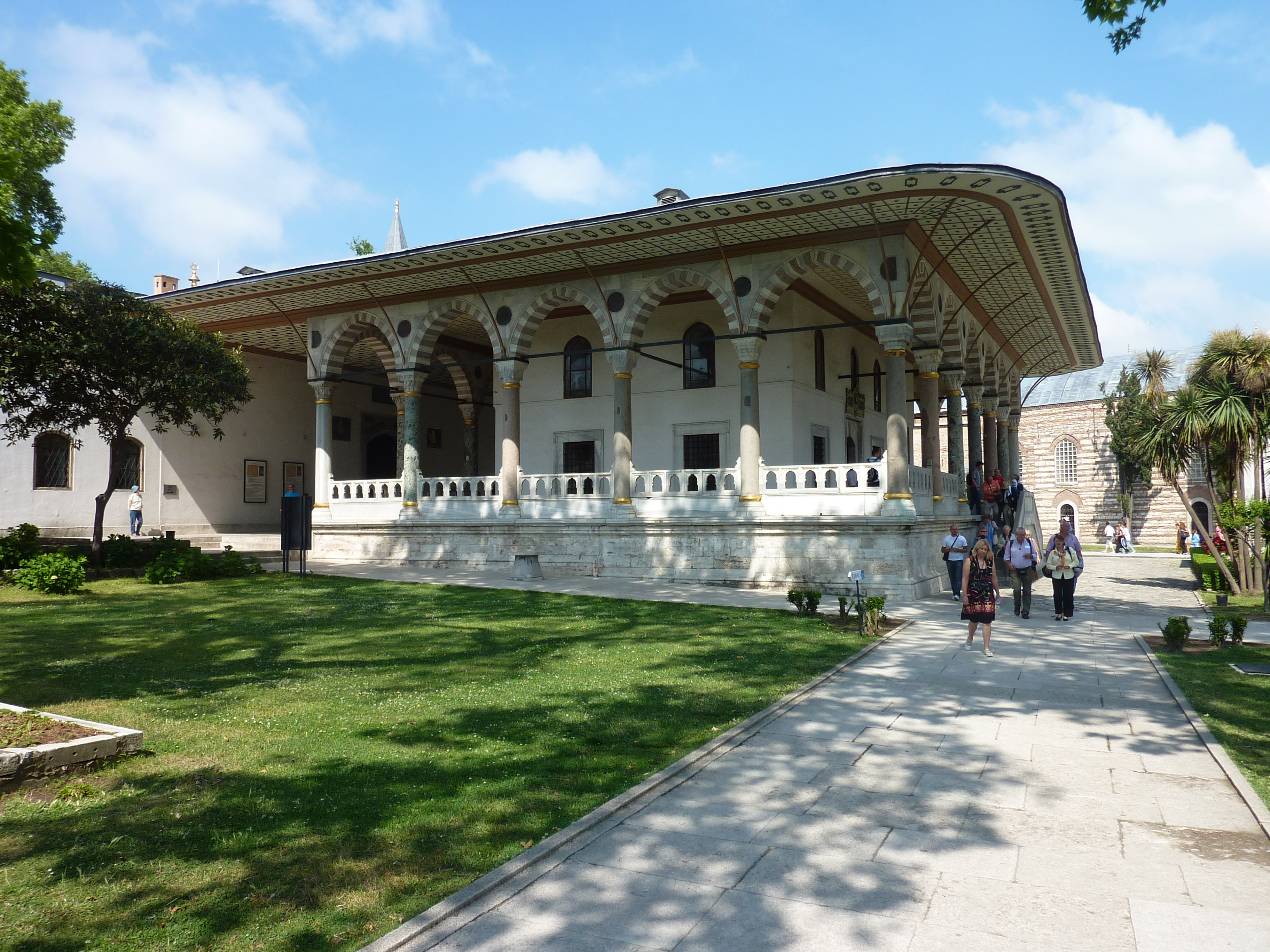 Picture Turkey Istanbul Topkapi Palace 2009-06 95 - Around Topkapi Palace