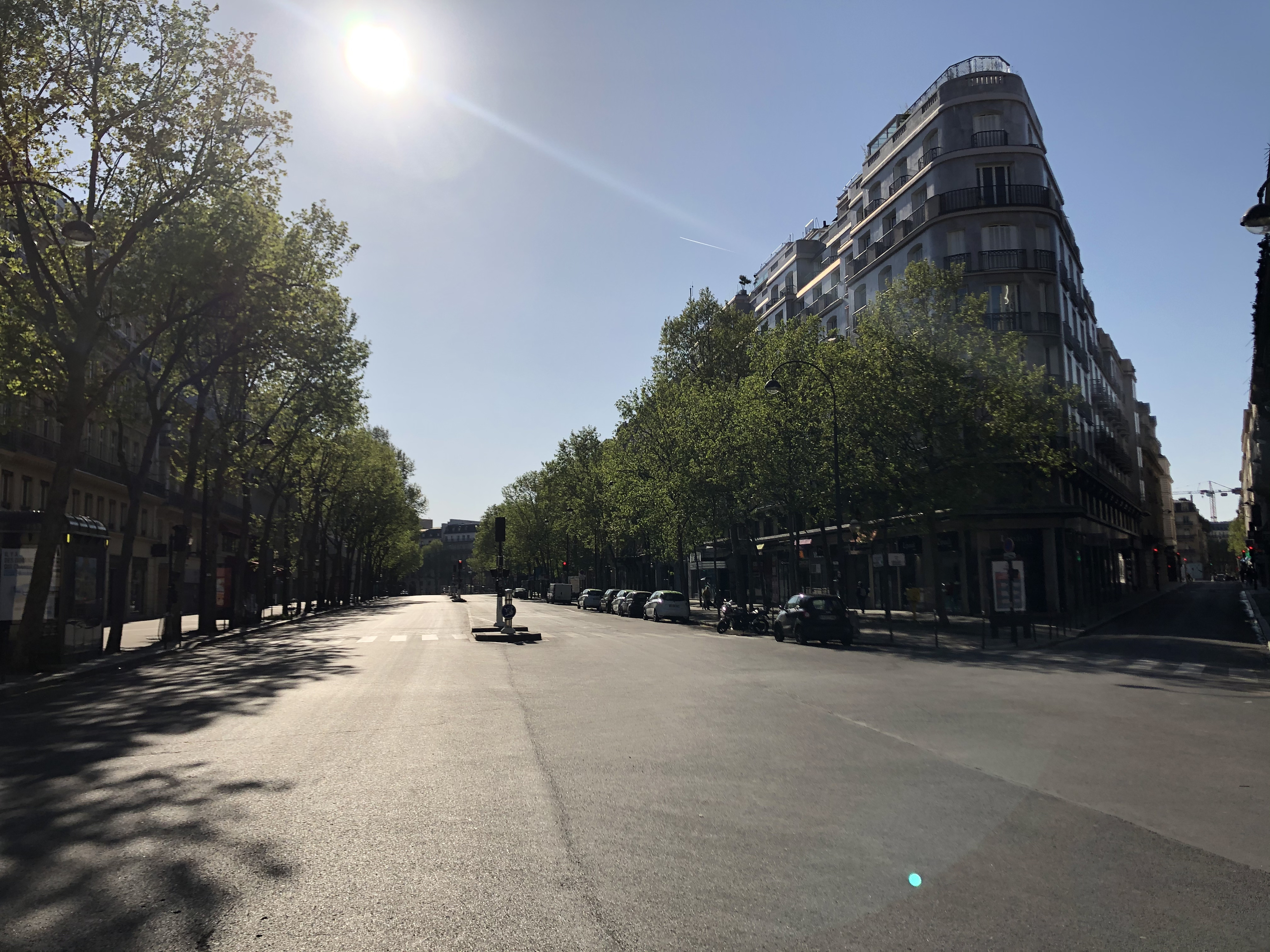 Picture France Paris lockdown 2020-04 309 - Tour Paris lockdown