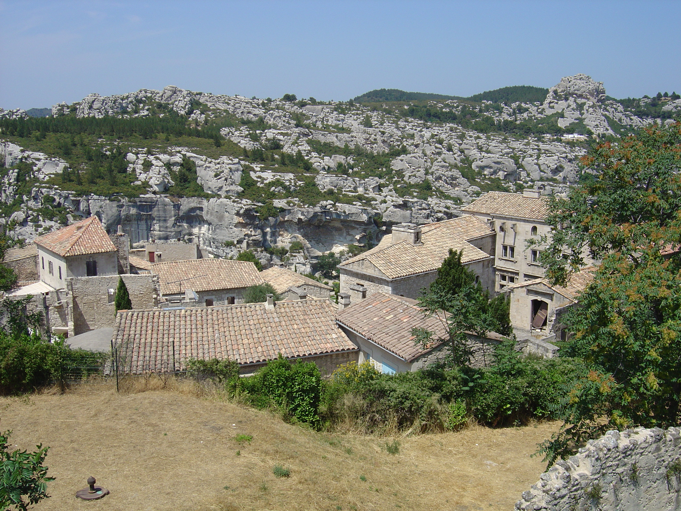 Picture France Baux de Provence 2004-08 2 - Tours Baux de Provence