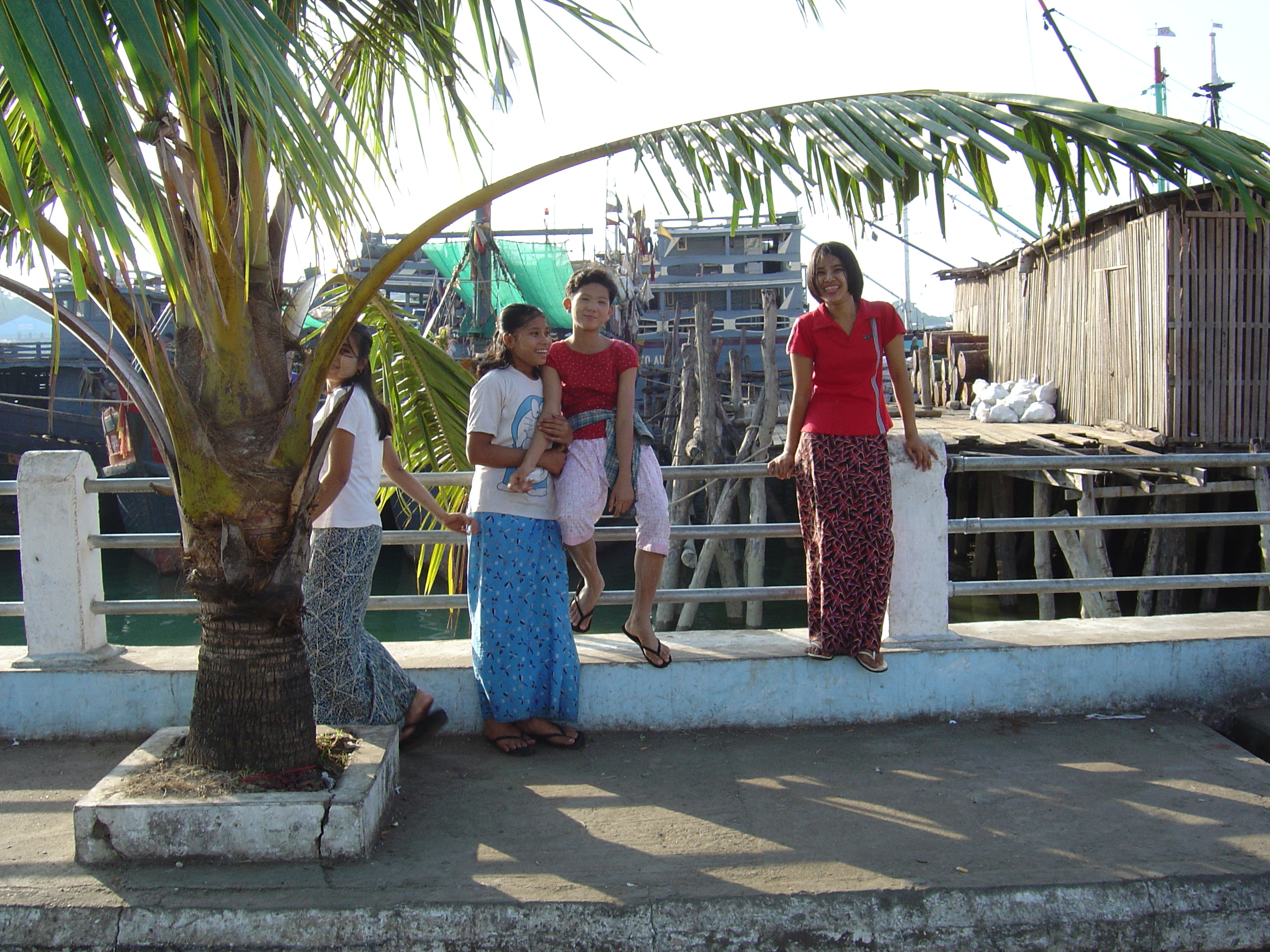 Picture Myanmar Myeik (Mergui) 2005-01 163 - Journey Myeik (Mergui)