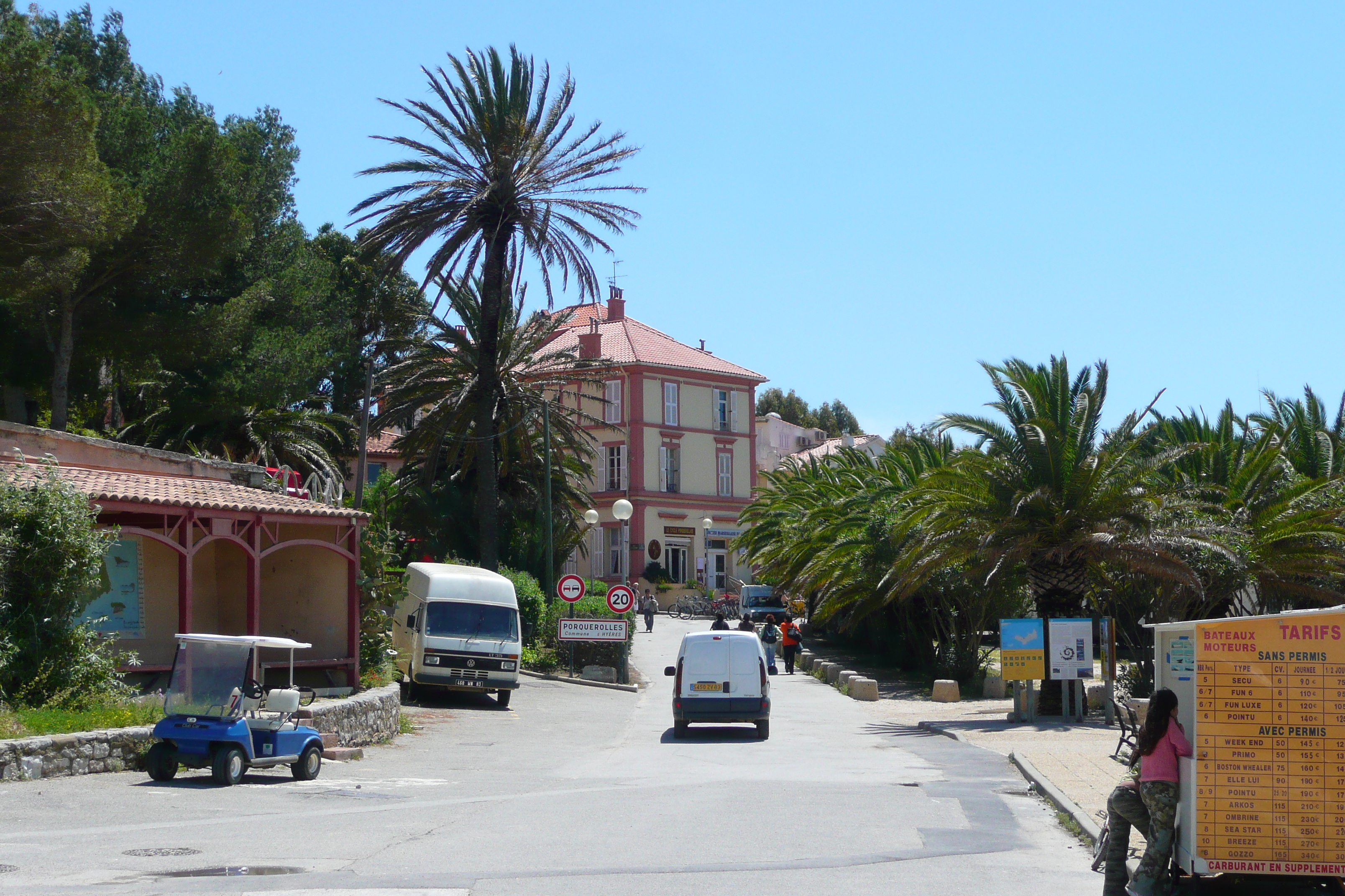 Picture France Porquerolles Island Porquerolles harbour 2008-05 21 - Center Porquerolles harbour