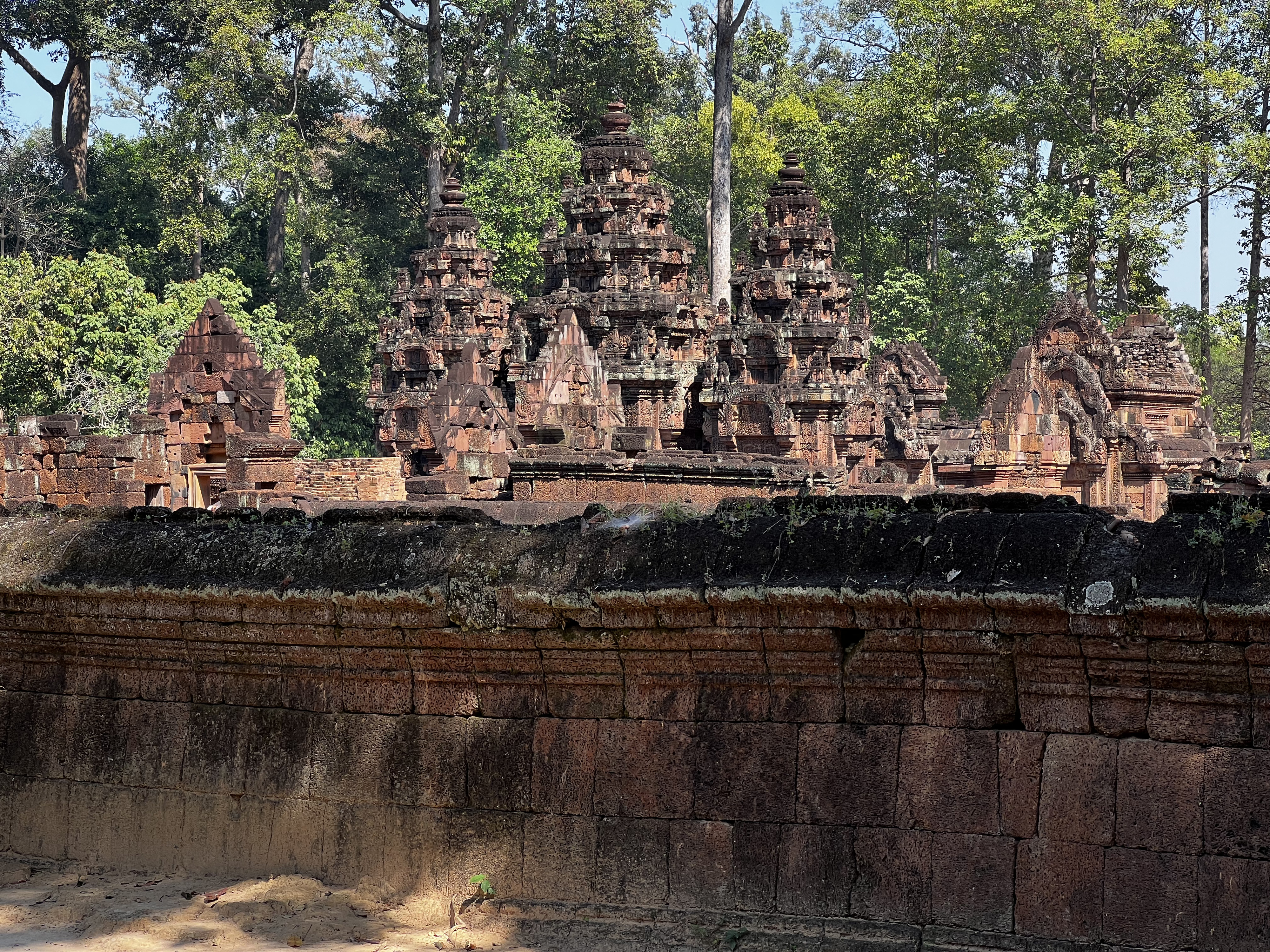 Picture Cambodia Siem Reap ⁨Banteay Srei⁩ 2023-01 64 - Center ⁨Banteay Srei⁩