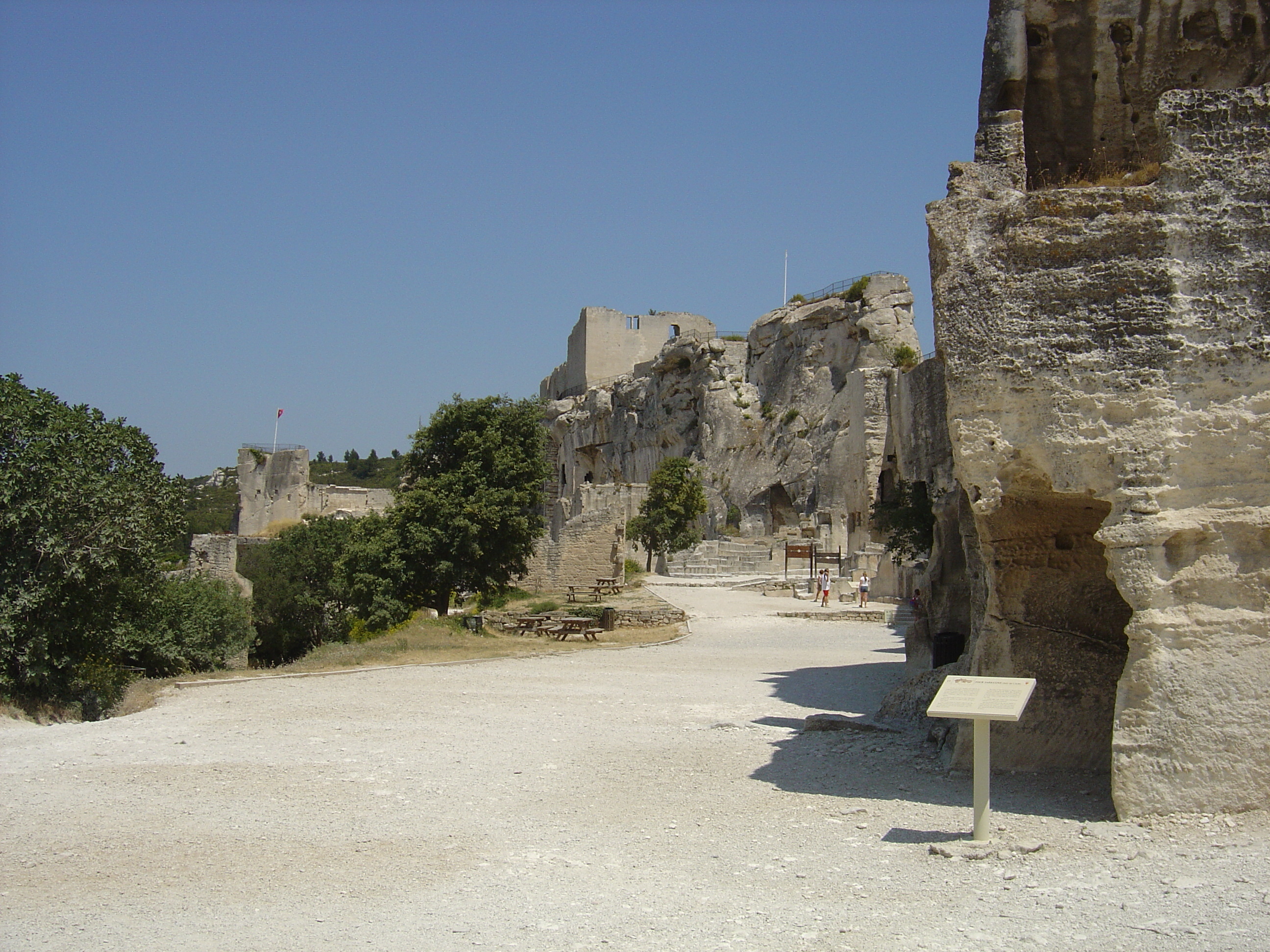 Picture France Baux de Provence 2004-08 6 - Tour Baux de Provence