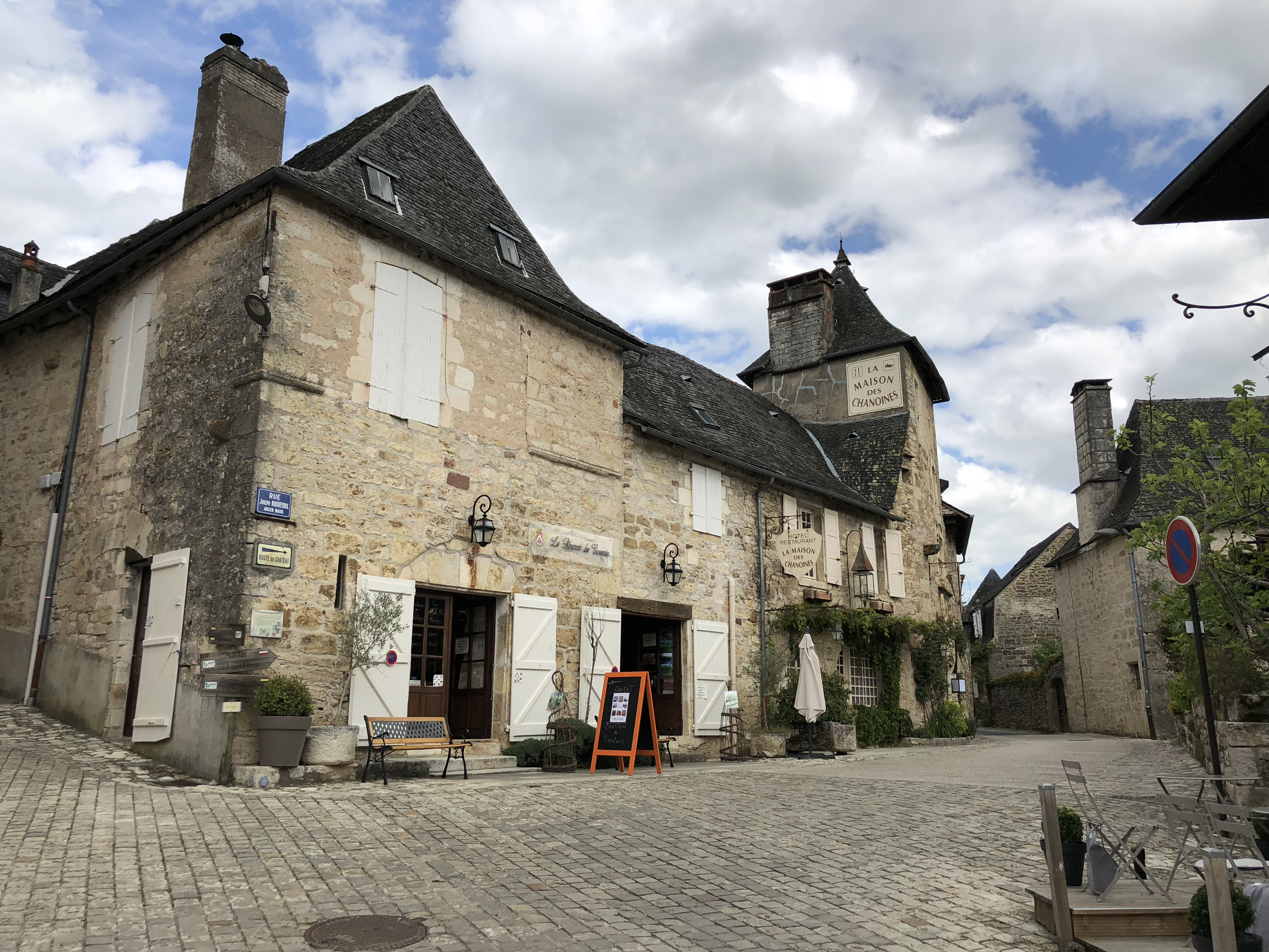 Picture France Turenne 2018-04 2 - History Turenne