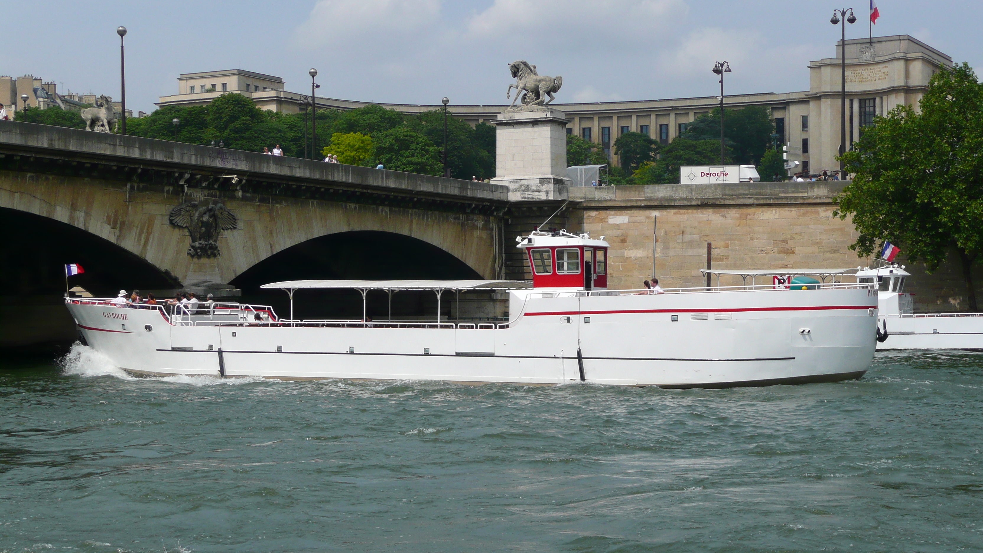 Picture France Paris Peniches Parisiennes 2007-06 21 - Tours Peniches Parisiennes